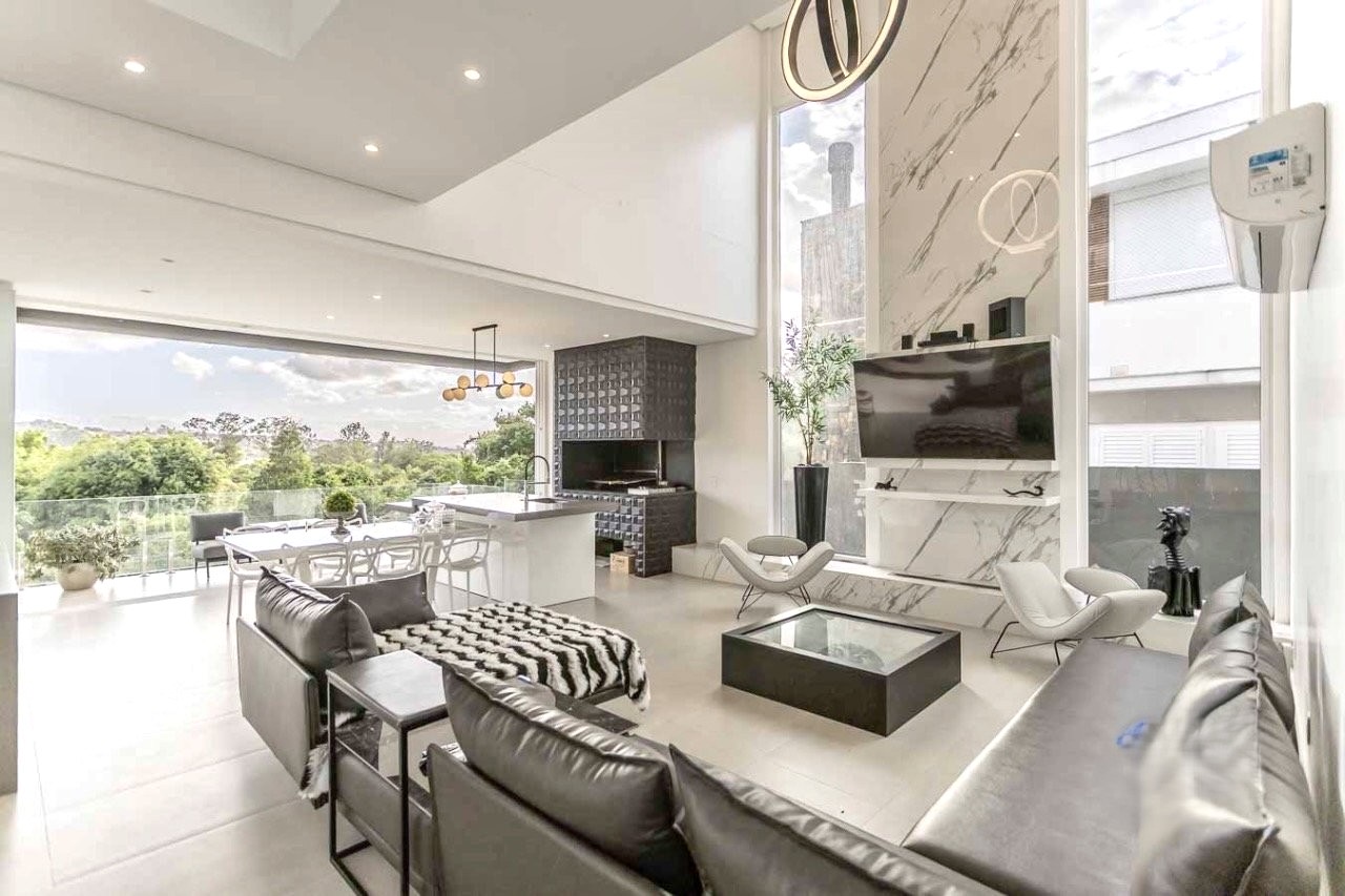 R$ 2.495.000 - ALPHAVILLE TOSCANA - CASA - 309M2 - 3 DORM - 2 SU&Iacute;TES - INFRA - 4 VAGAS Estrada das Três Meninas Porto Alegre - 