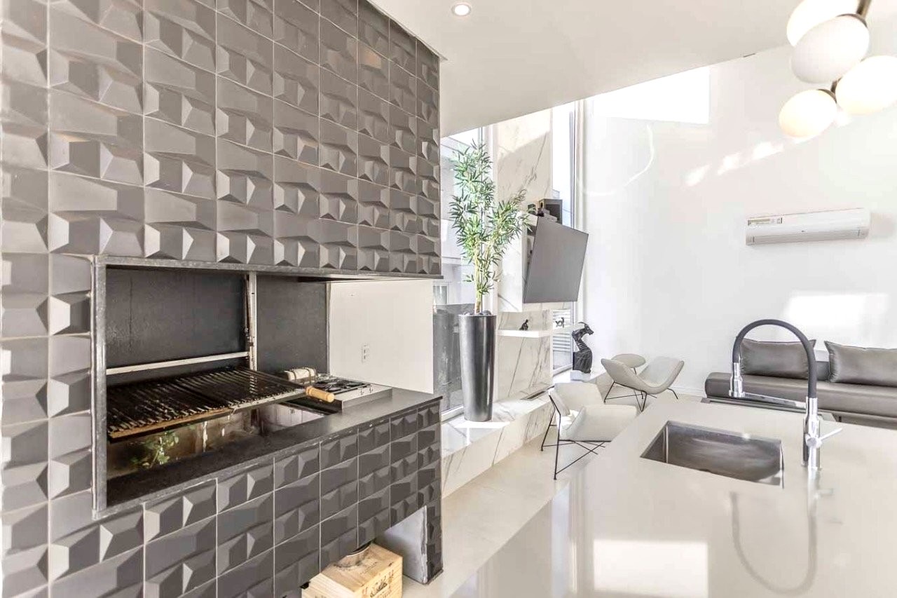 R$ 2.495.000 - ALPHAVILLE TOSCANA - CASA - 309M2 - 3 DORM - 2 SU&Iacute;TES - INFRA - 4 VAGAS Estrada das Três Meninas Porto Alegre - 