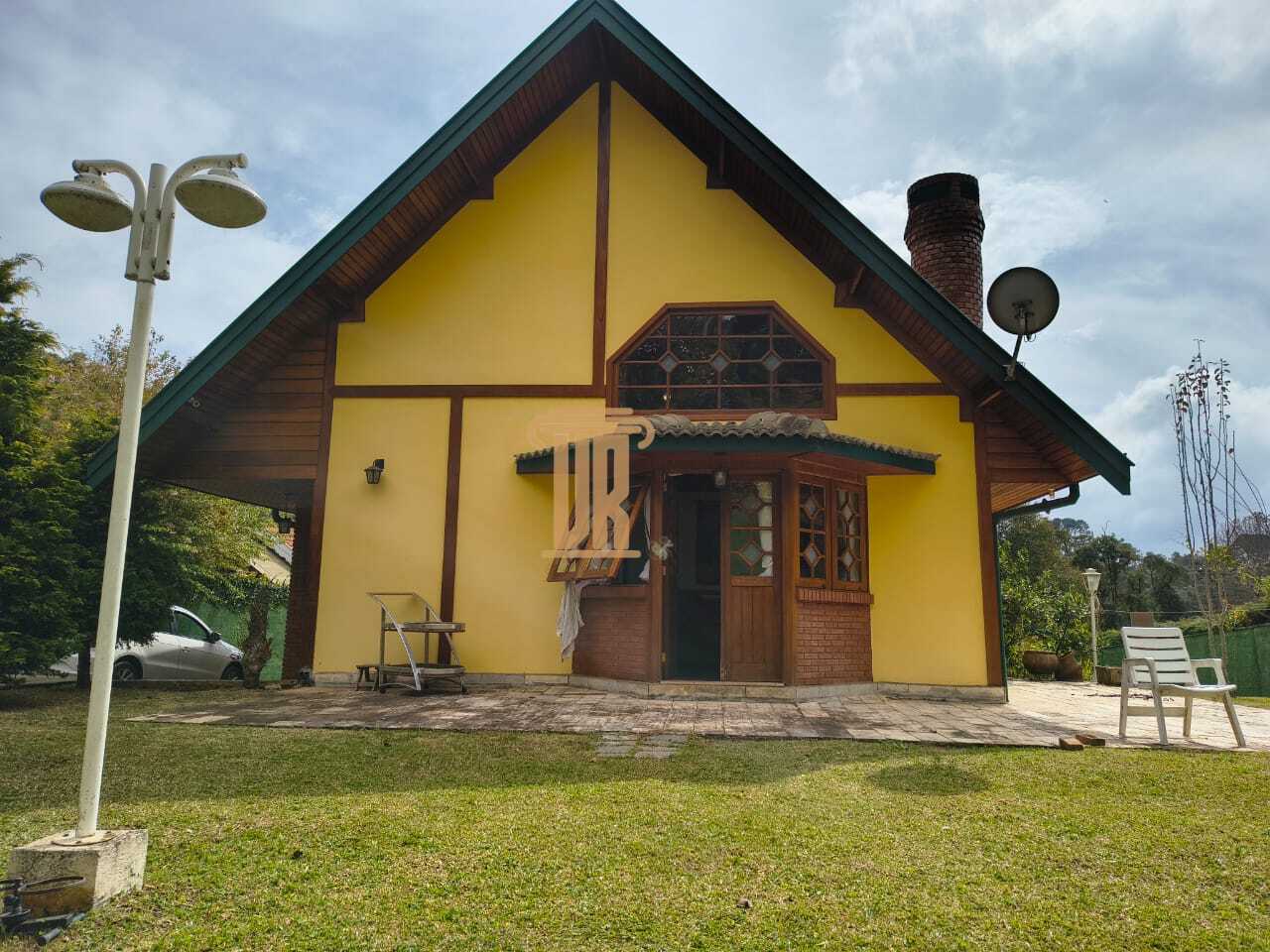 Casa &agrave; venda em Campos do Jord&atilde;o! Excelente oportunidade  Campos do Jordão - 