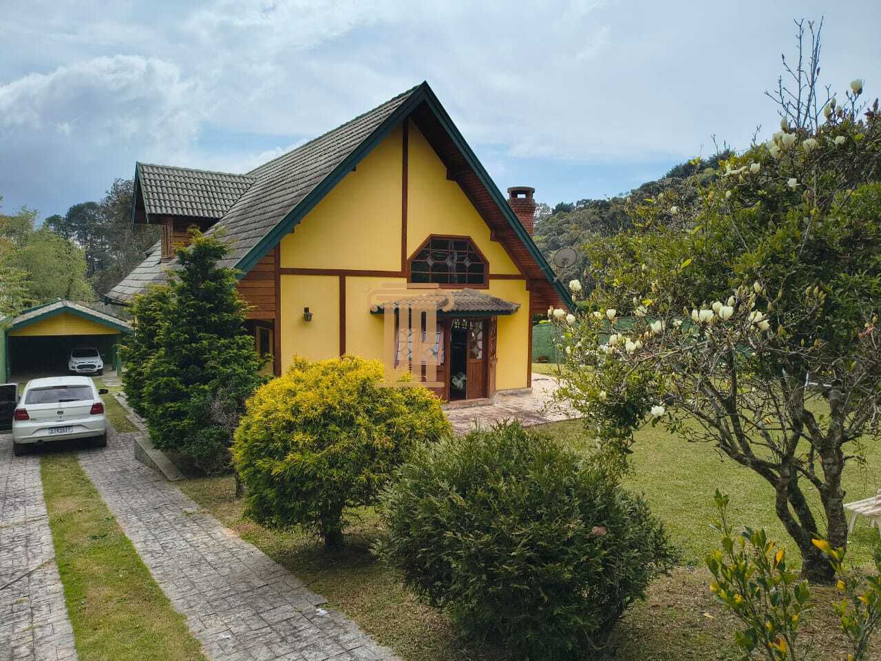 Casa &agrave; venda em Campos do Jord&atilde;o! Excelente oportunidade  Campos do Jordão - 
