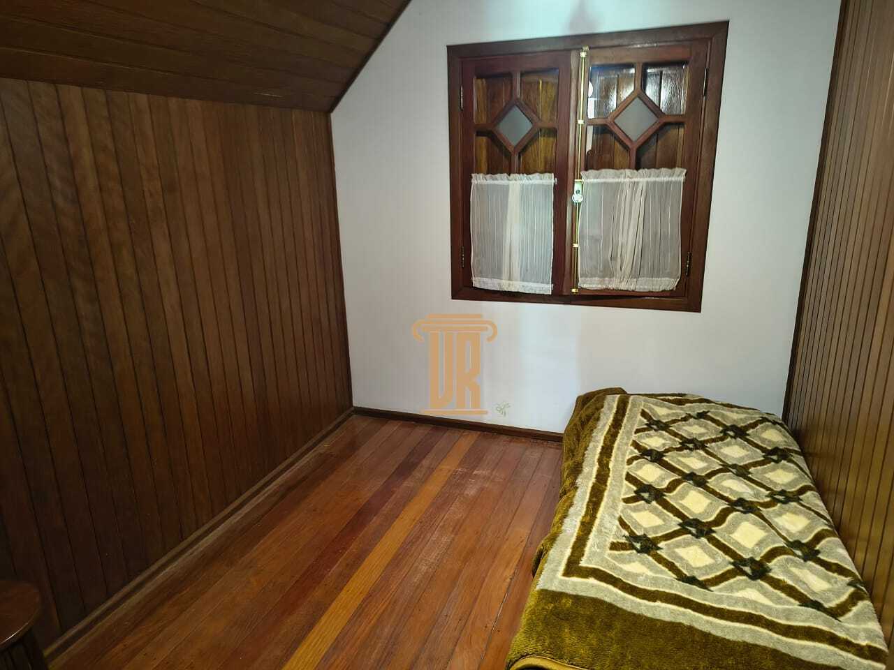 Casa &agrave; venda em Campos do Jord&atilde;o! Excelente oportunidade  Campos do Jordão - 