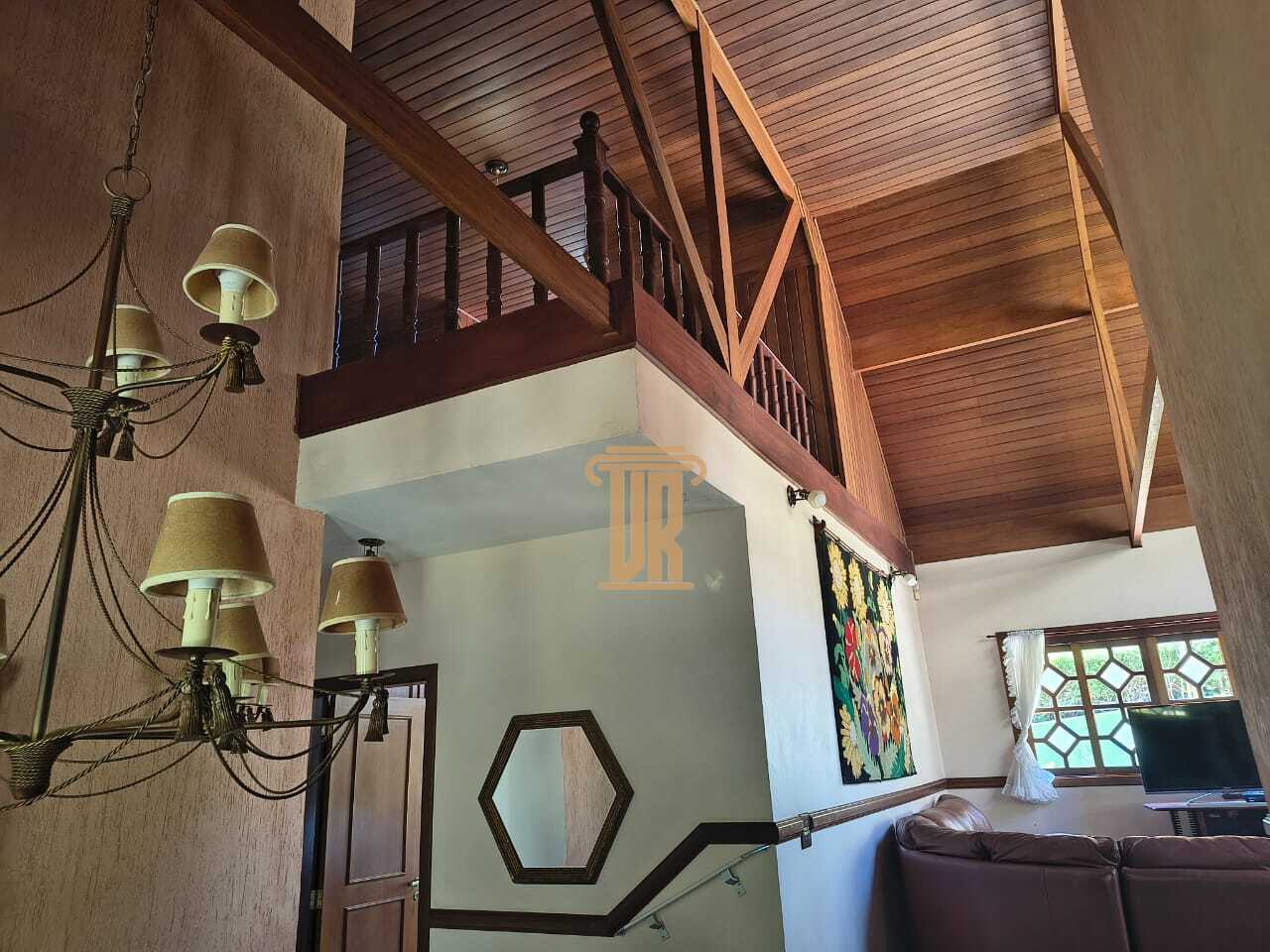 Casa &agrave; venda em Campos do Jord&atilde;o! Excelente oportunidade  Campos do Jordão - 