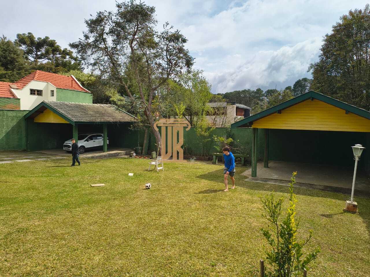 Casa &agrave; venda em Campos do Jord&atilde;o! Excelente oportunidade  Campos do Jordão - 