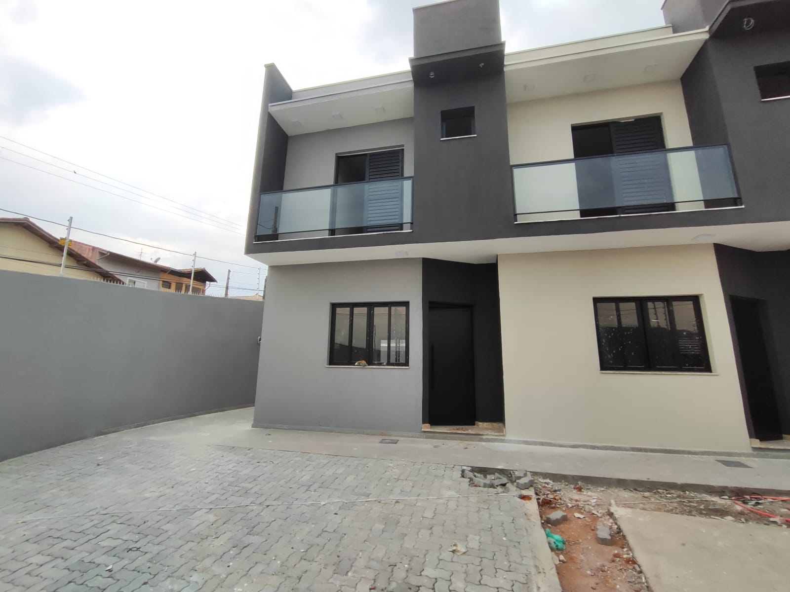 Sobrado 2 dormit&oacute;rios - Vill&aacute;gio Jardim Universo  Mogi das Cruzes - 