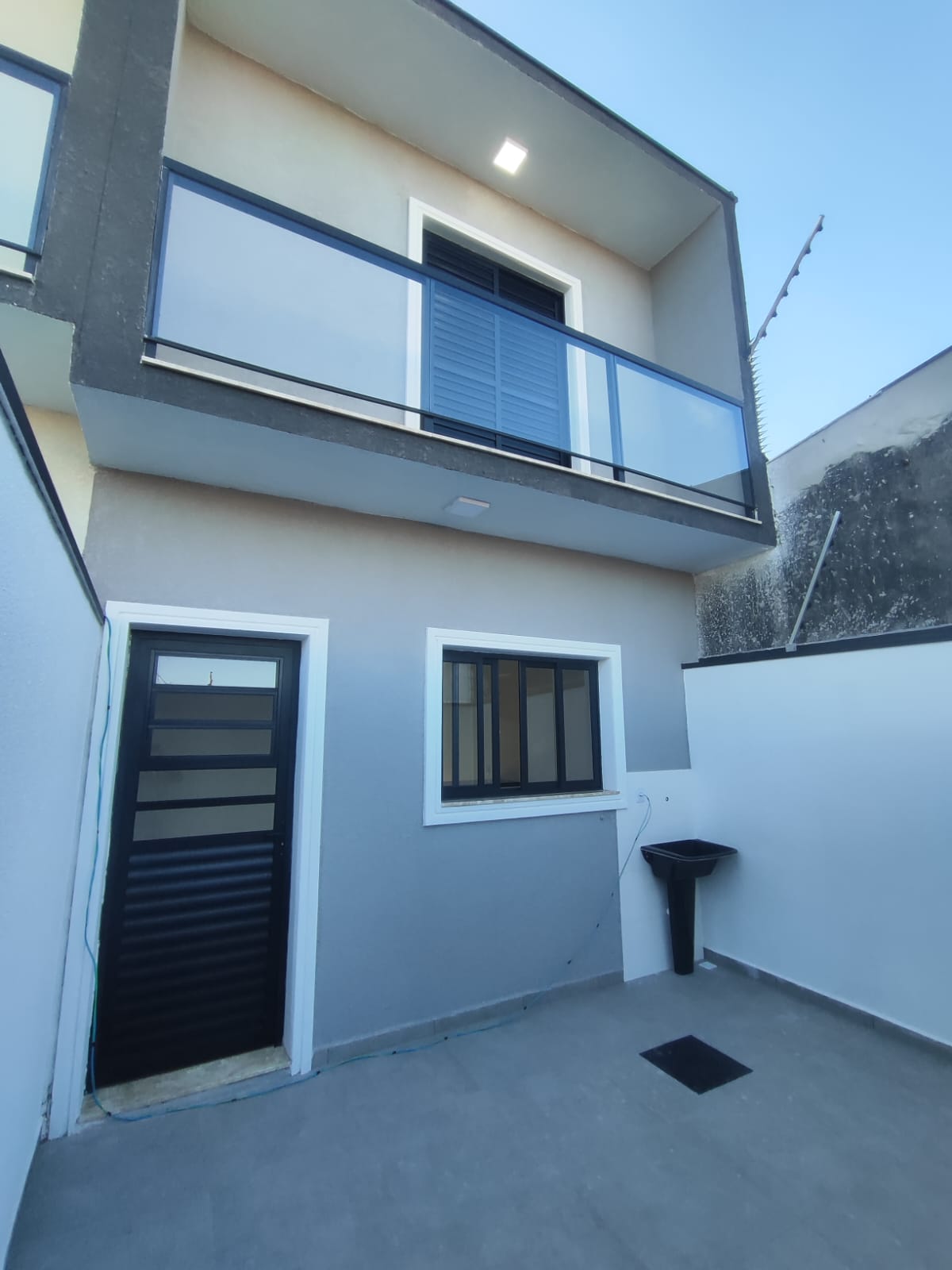 Sobrado 2 dormit&oacute;rios - Vill&aacute;gio -Jardim Modelo  Mogi das Cruzes - 