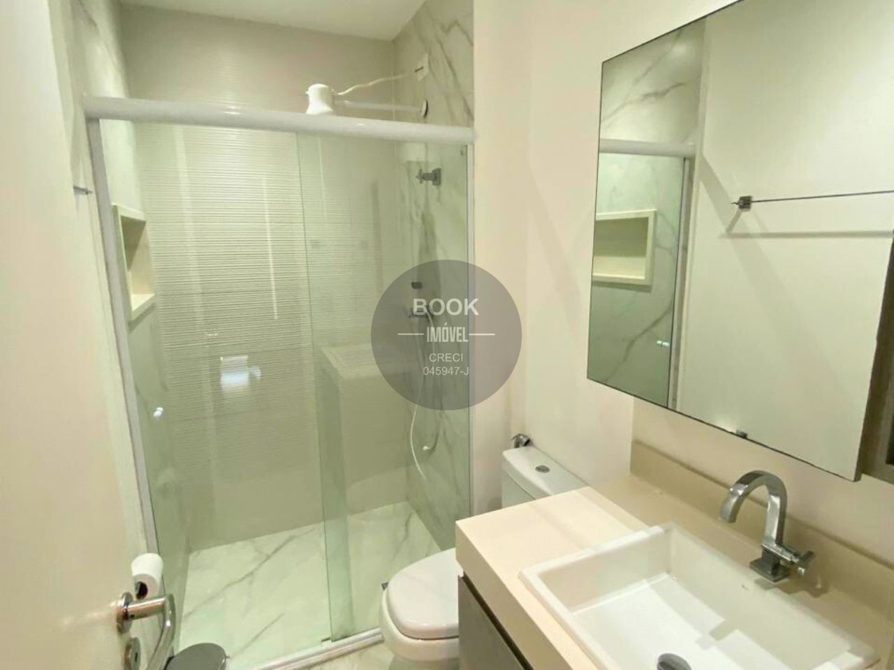 Apartamento para desfrutar o melhor da praia Avenida Presidente Wilson Santos - 