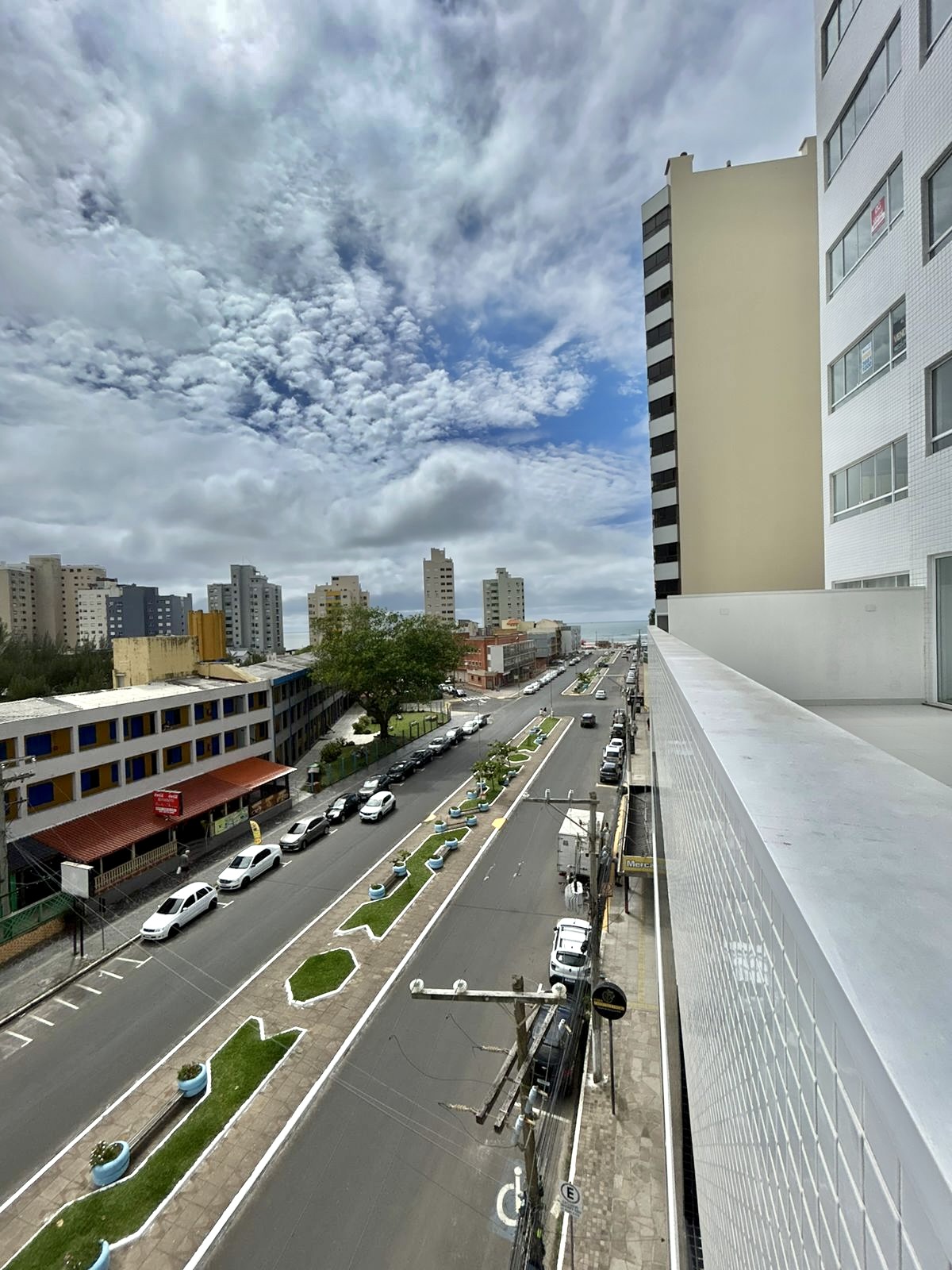 R$ 865.000 - EXCELLENCE TOWER - ESPETACULAR APARTAMENTO GARDEN - 277M2 - 3 DORM - 2 VAGAS Rua Almirante Tamandaré  Tramandaí - 