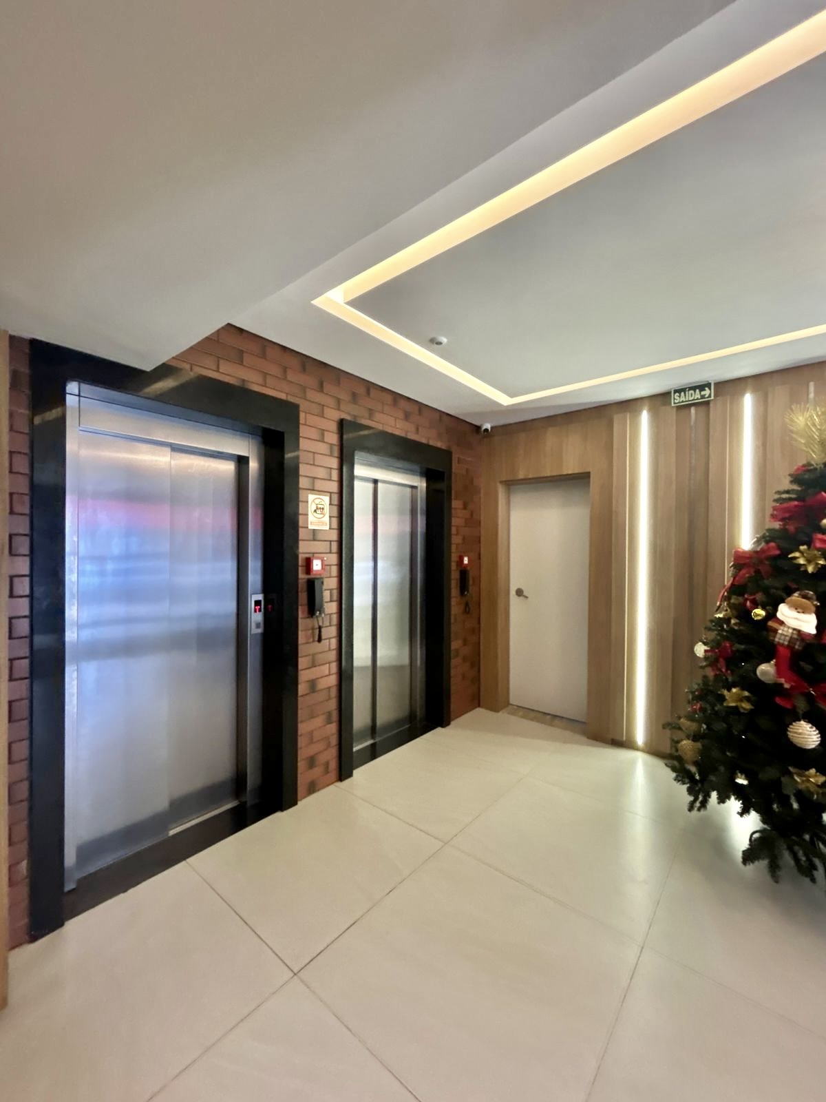 R$ 865.000 - EXCELLENCE TOWER - ESPETACULAR APARTAMENTO GARDEN - 277M2 - 3 DORM - 2 VAGAS Rua Almirante Tamandaré  Tramandaí - 