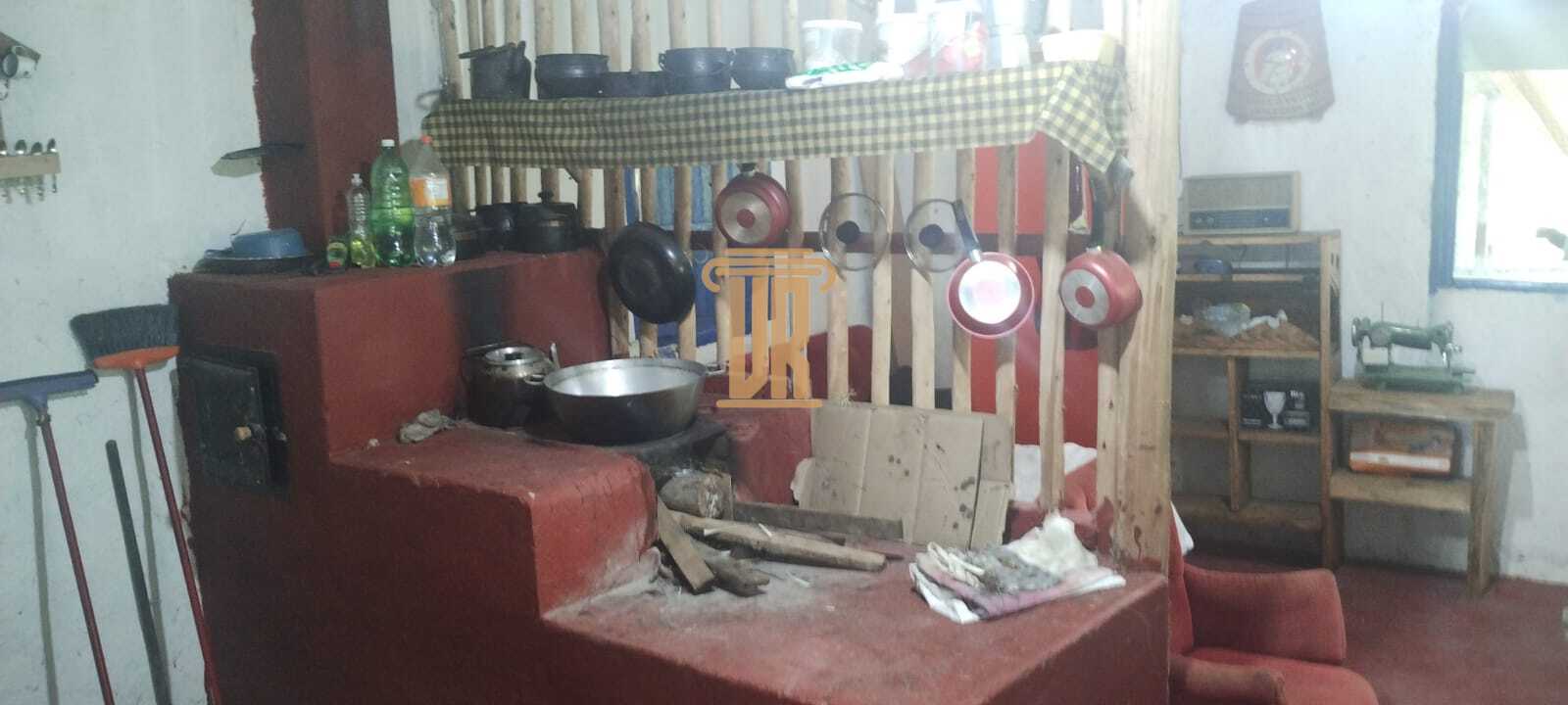 S&iacute;tio &agrave; Venda de 4 Hectares em Monteiro Lobato- SP  MONTEIRO LOBATO - 