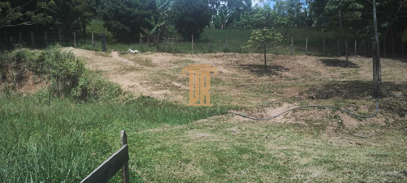 S&iacute;tio &agrave; Venda de 4 Hectares em Monteiro Lobato- SP  MONTEIRO LOBATO - 