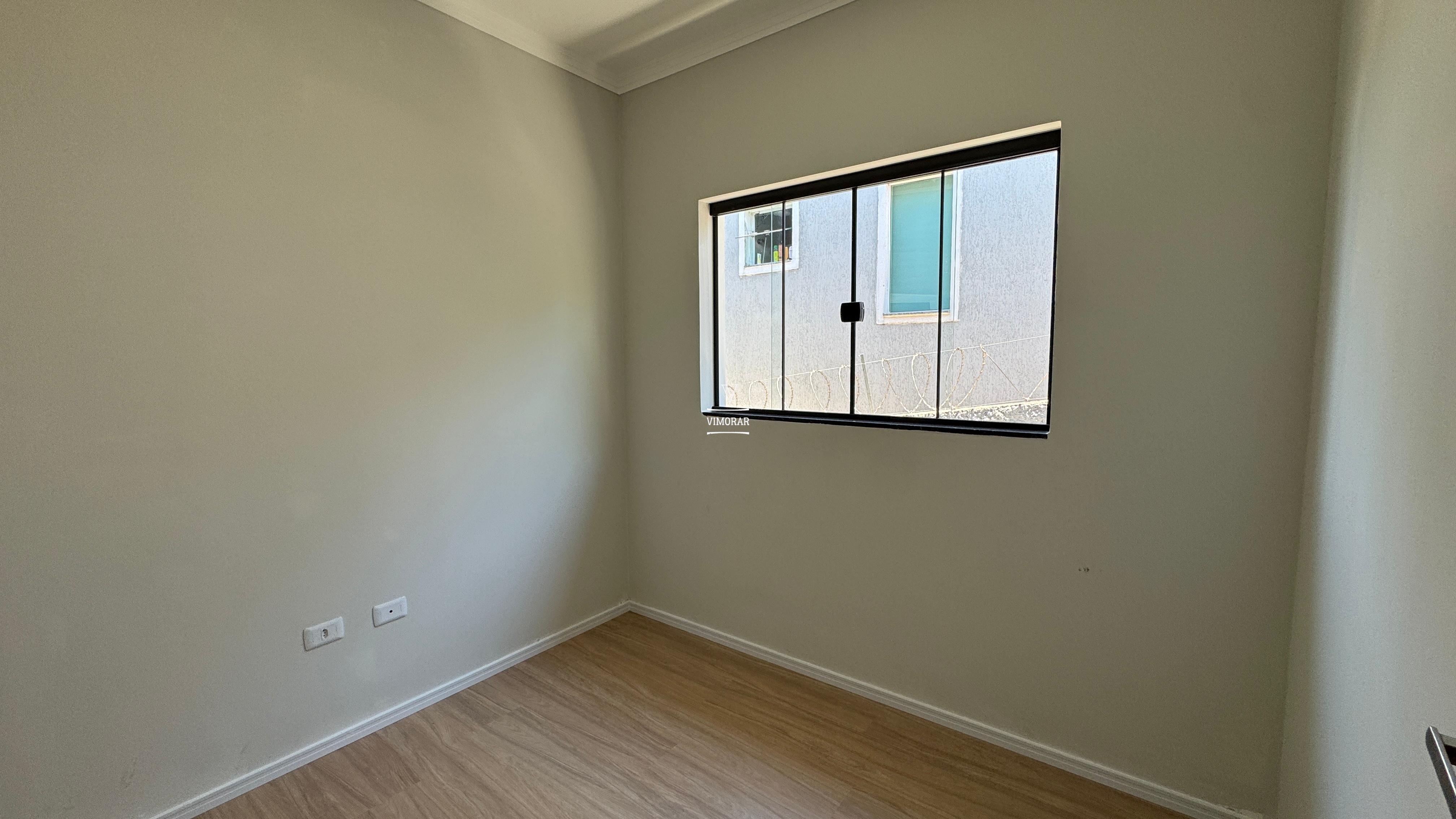 Sobrado 3 dormit&oacute;rios sendo 1 su&iacute;te +2 vagas de garagem  Itaquaquecetuba - 