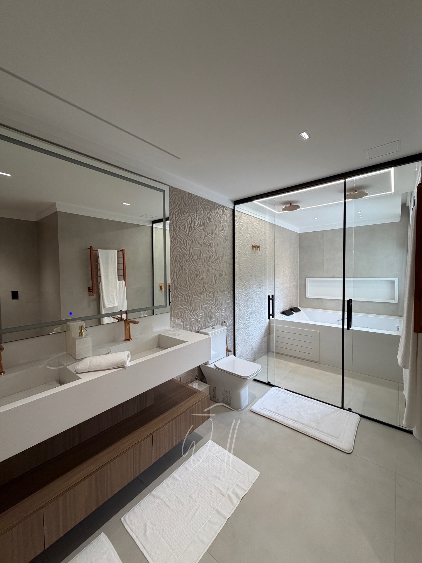 Mans&atilde;o frente lago mobiliada no Swiss Park mobiliada 590m2 - 04 Suites - 06 vagas Avenida Omar Daibert São Bernardo do Campo - 