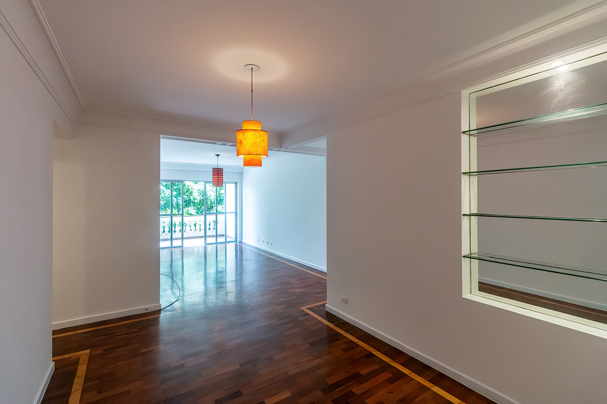 ALUGO APARTAMENTO BONITO - 120M2 - 2 QUARTOS - ANDAR BAIXO - 1 VAGA Rua Tabapuã São Paulo - 