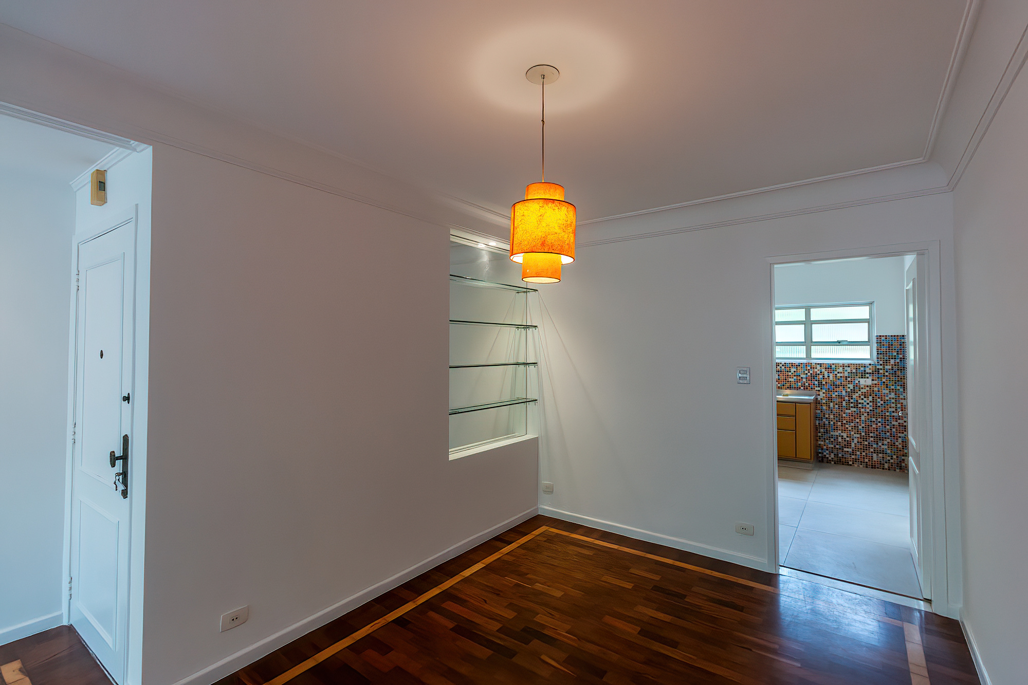 ALUGO APARTAMENTO BONITO - 120M2 - 2 QUARTOS - ANDAR BAIXO - 1 VAGA Rua Tabapuã São Paulo - 