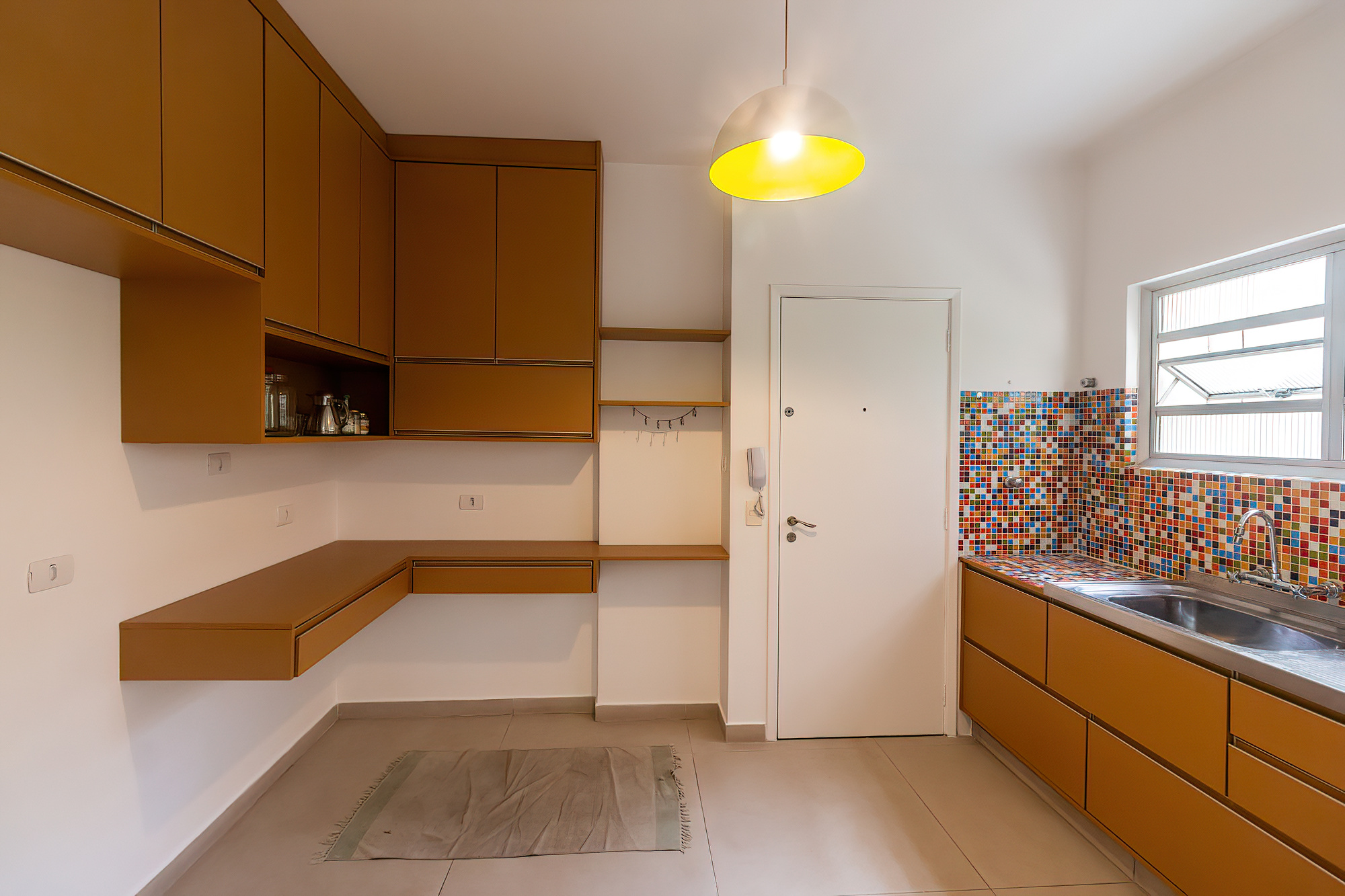 ALUGO APARTAMENTO BONITO - 120M2 - 2 QUARTOS - ANDAR BAIXO - 1 VAGA Rua Tabapuã São Paulo - 