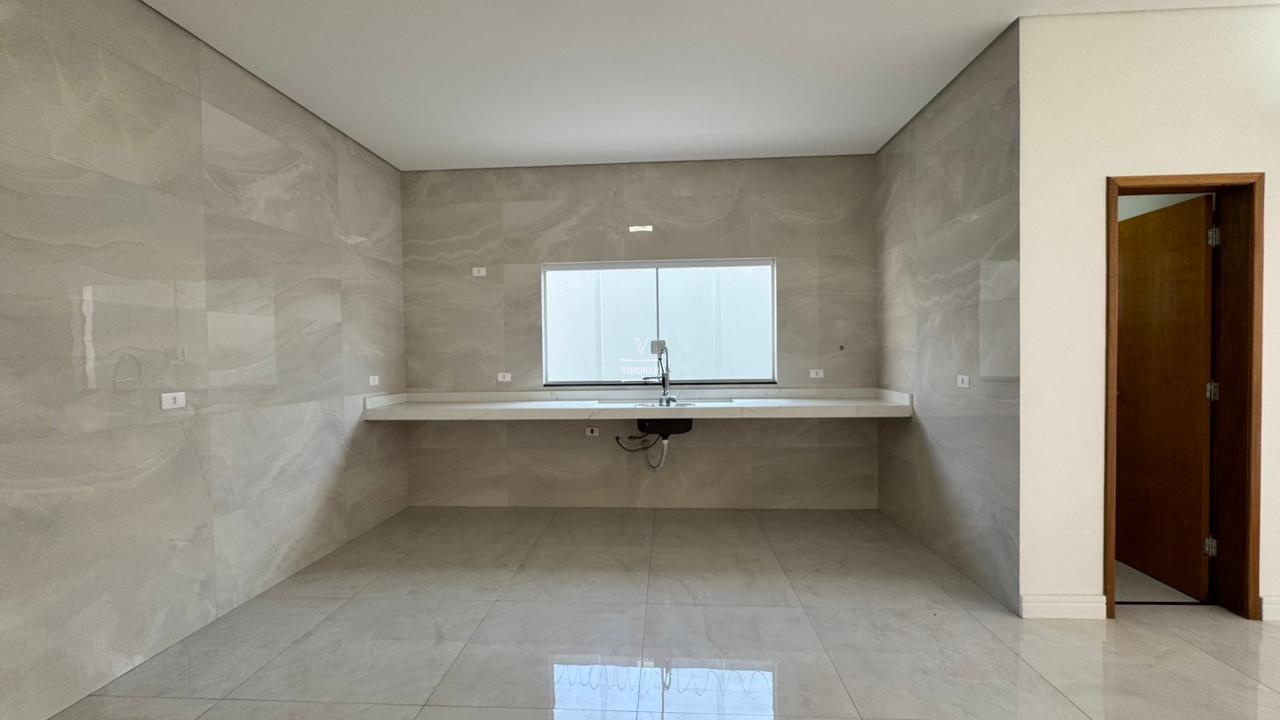 Sobrado 3 dormit&oacute;rios sendo 1 su&iacute;te + 3 vagas de garagem  Guarulhos - 