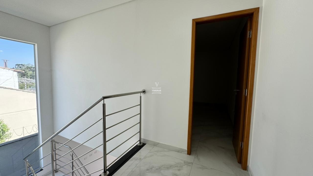 Sobrado 3 dormit&oacute;rios sendo 1 su&iacute;te + 3 vagas de garagem  Guarulhos - 