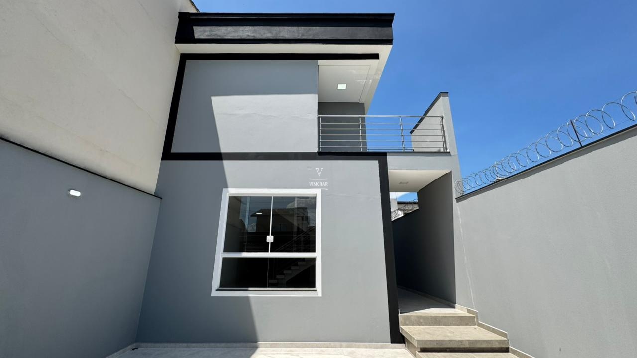 Sobrado 3 dormit&oacute;rios sendo 1 su&iacute;te + 3 vagas de garagem  Guarulhos - 