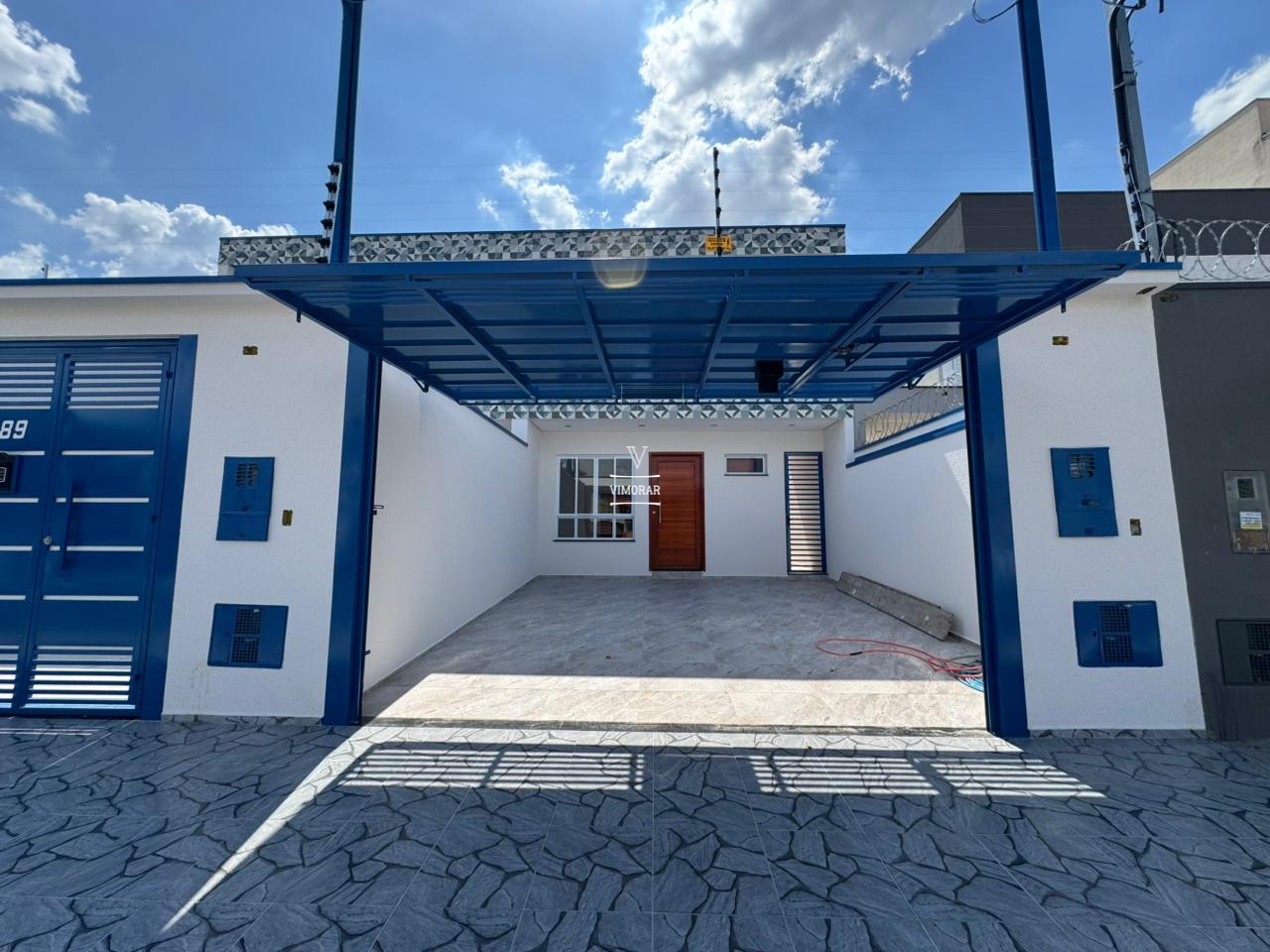 Sobrado 3 dormit&oacute;rios sendo 1 su&iacute;te + 2 vagas de garagem  Guarulhos - 