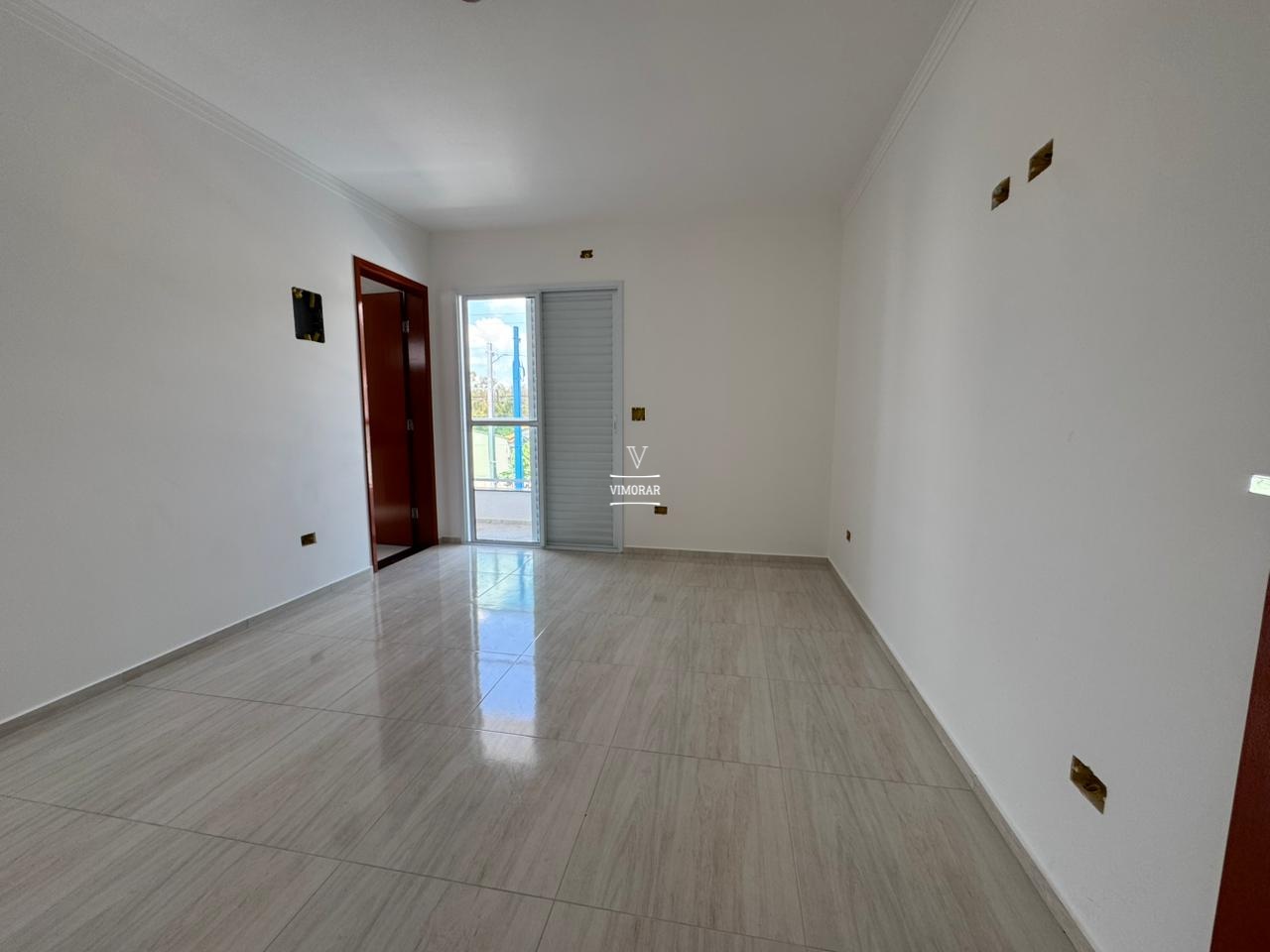 Sobrado 3 dormit&oacute;rios sendo 1 su&iacute;te + 2 vagas de garagem  Guarulhos - 