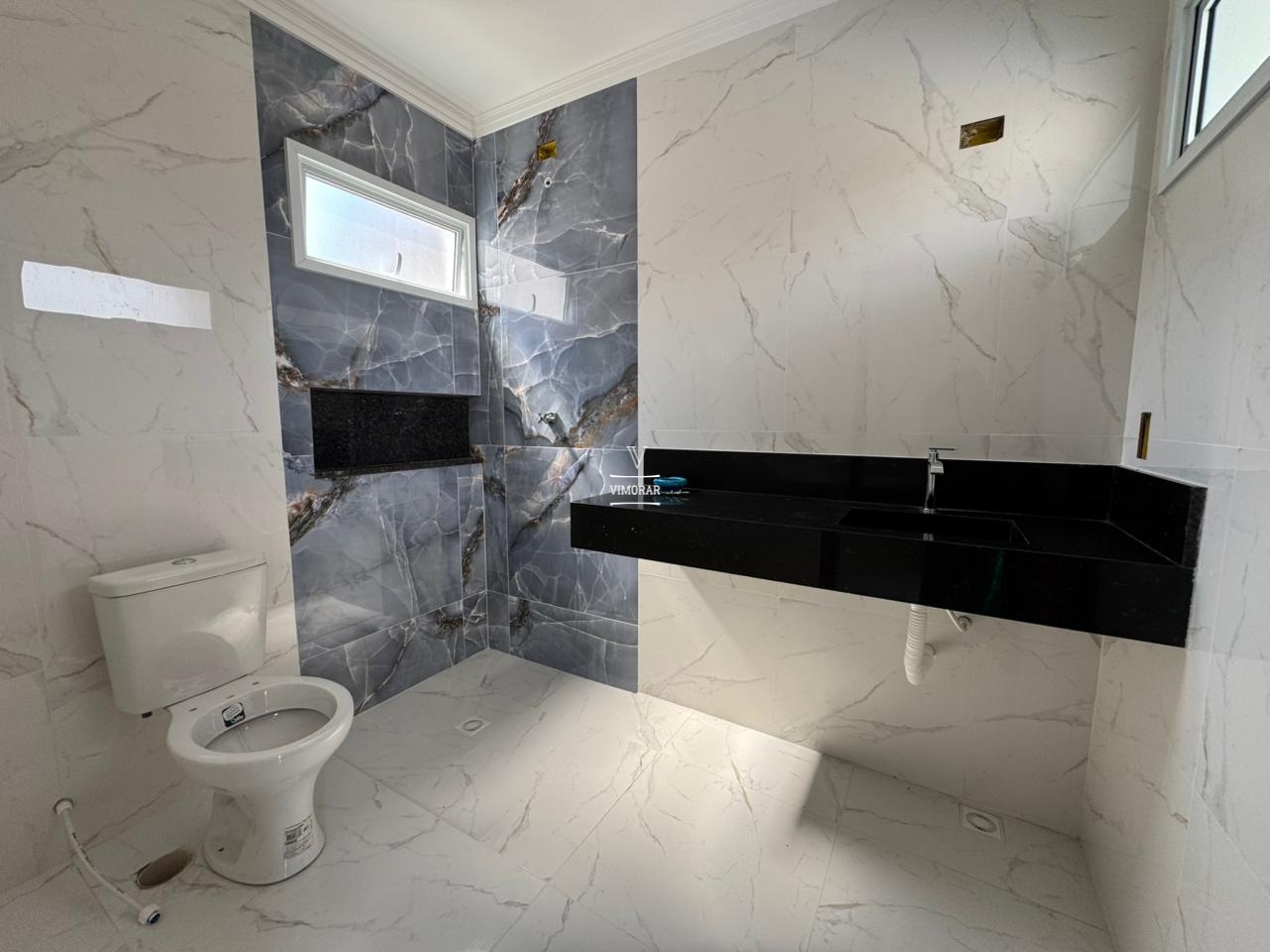 Sobrado 3 dormit&oacute;rios sendo 1 su&iacute;te + 2 vagas de garagem  Guarulhos - 