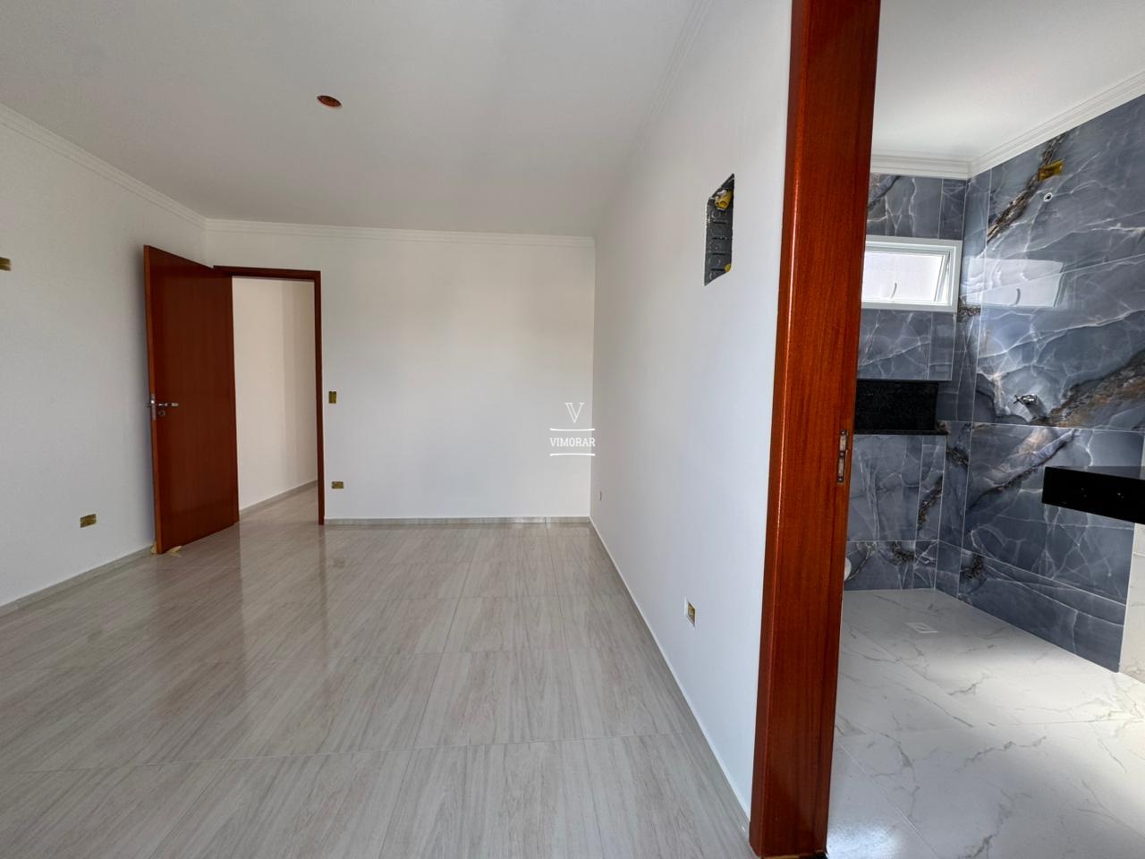 Sobrado 3 dormit&oacute;rios sendo 1 su&iacute;te + 2 vagas de garagem  Guarulhos - 