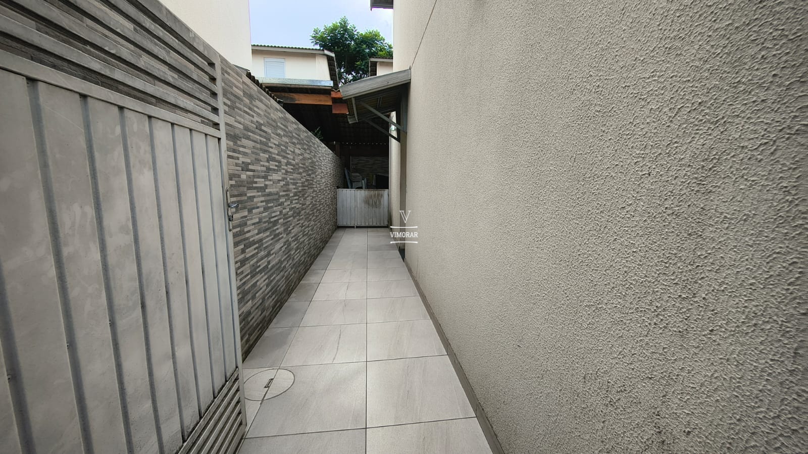 Casa em condom&iacute;nio fechado 2 dormit&oacute;rios + 2 vagas de garagem  Guarulhos - 