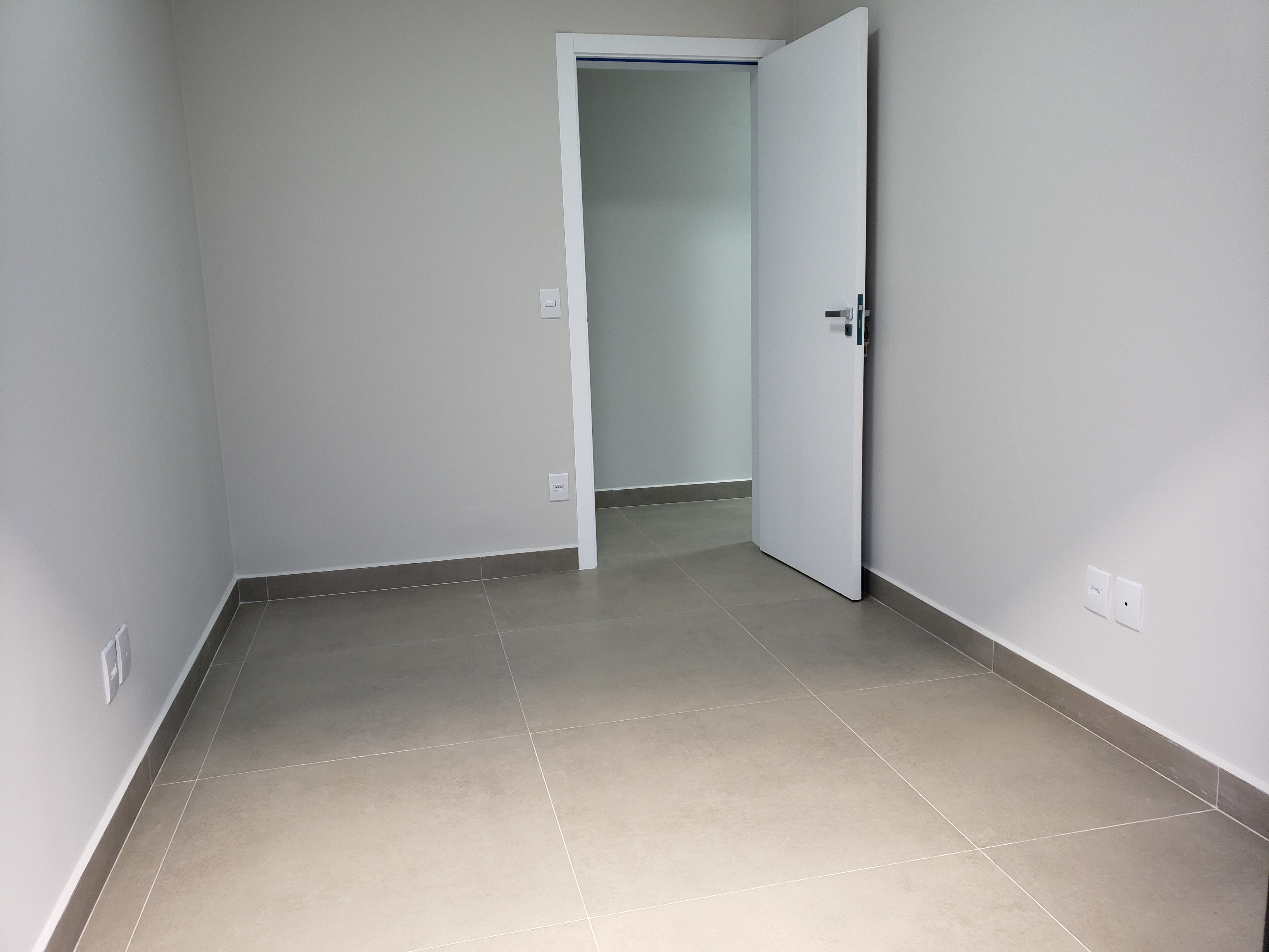 Casa &Agrave; Venda, 125m - 3 Dorm. 1 Suite - R$ 750.000 - Cond. Vale Azul - Votorantim SP Rua Paschoal Jerônimo Fornazari Votorantim - 