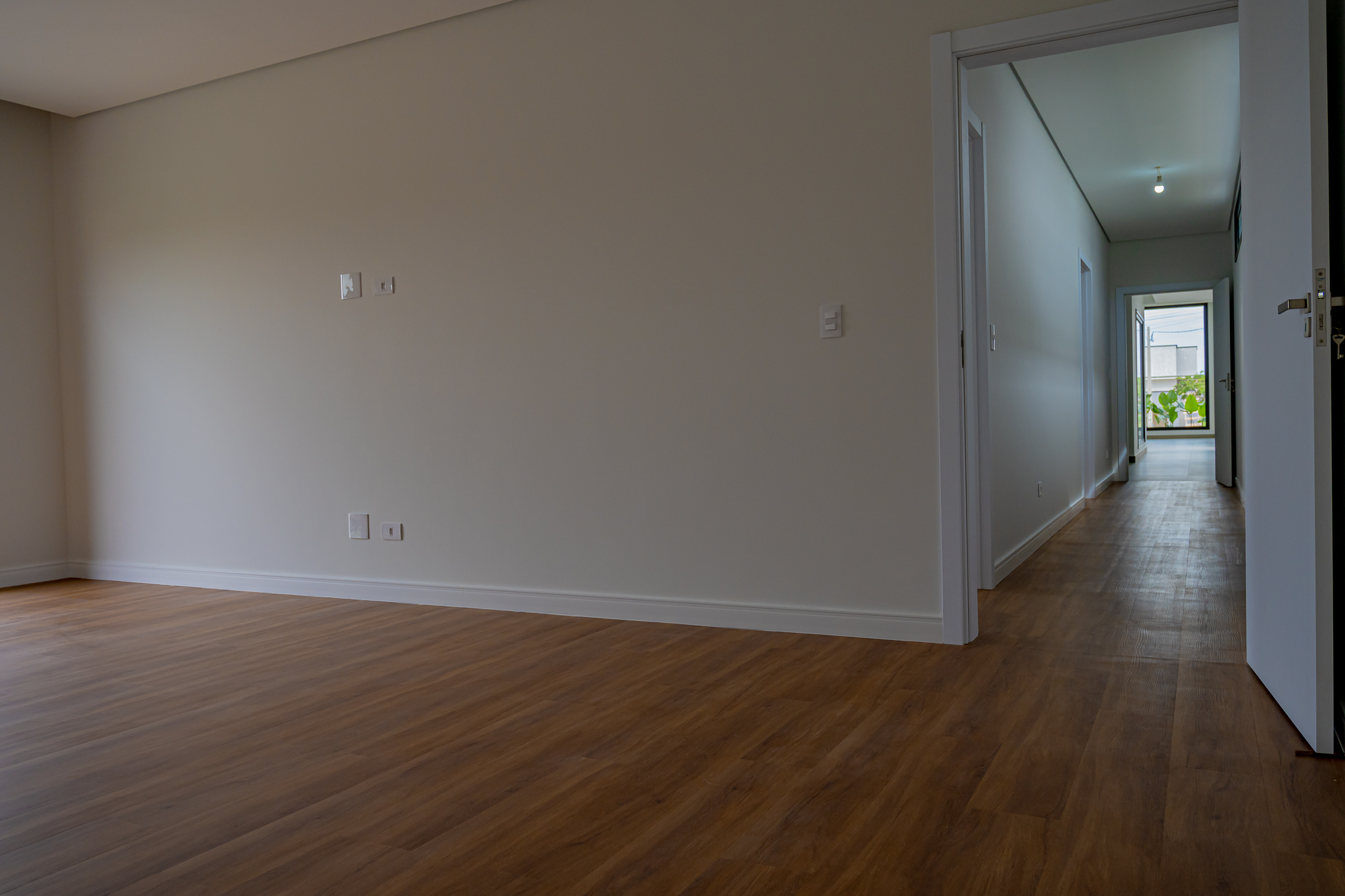 Casa &agrave; Venda, 378m - 3 Suites - R$ 2.990.000 - Cond. Saint Charbel - Ara&ccedil;oiaba da Serra SP Avenida Manoel Machado de Oliveira Araçoiaba da Serra - 