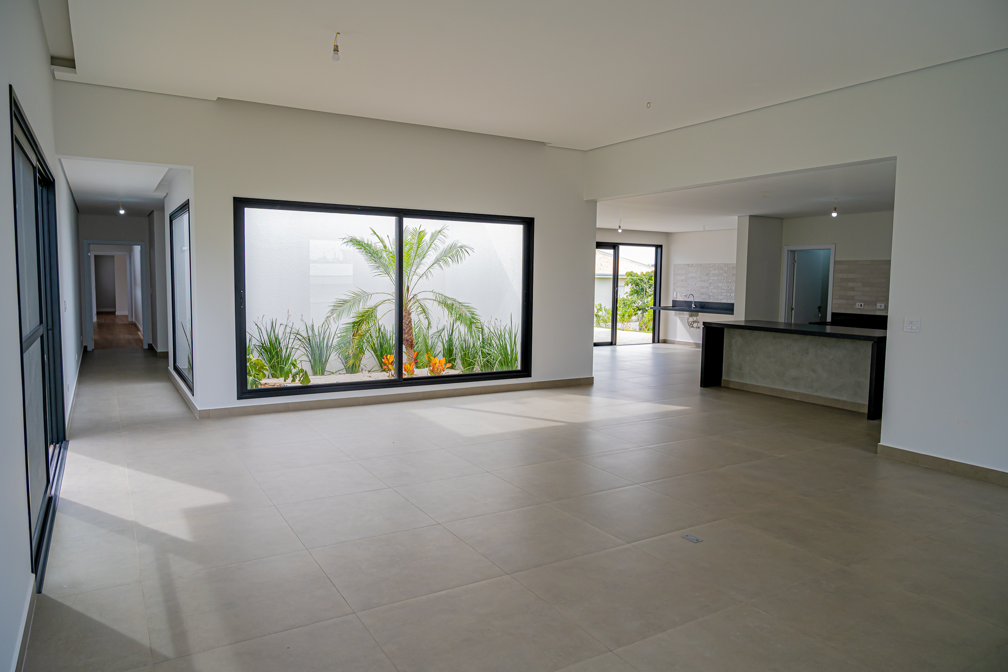 Casa &agrave; Venda, 378m - 3 Suites - R$ 2.990.000 - Cond. Saint Charbel - Ara&ccedil;oiaba da Serra SP Avenida Manoel Machado de Oliveira Araçoiaba da Serra - 