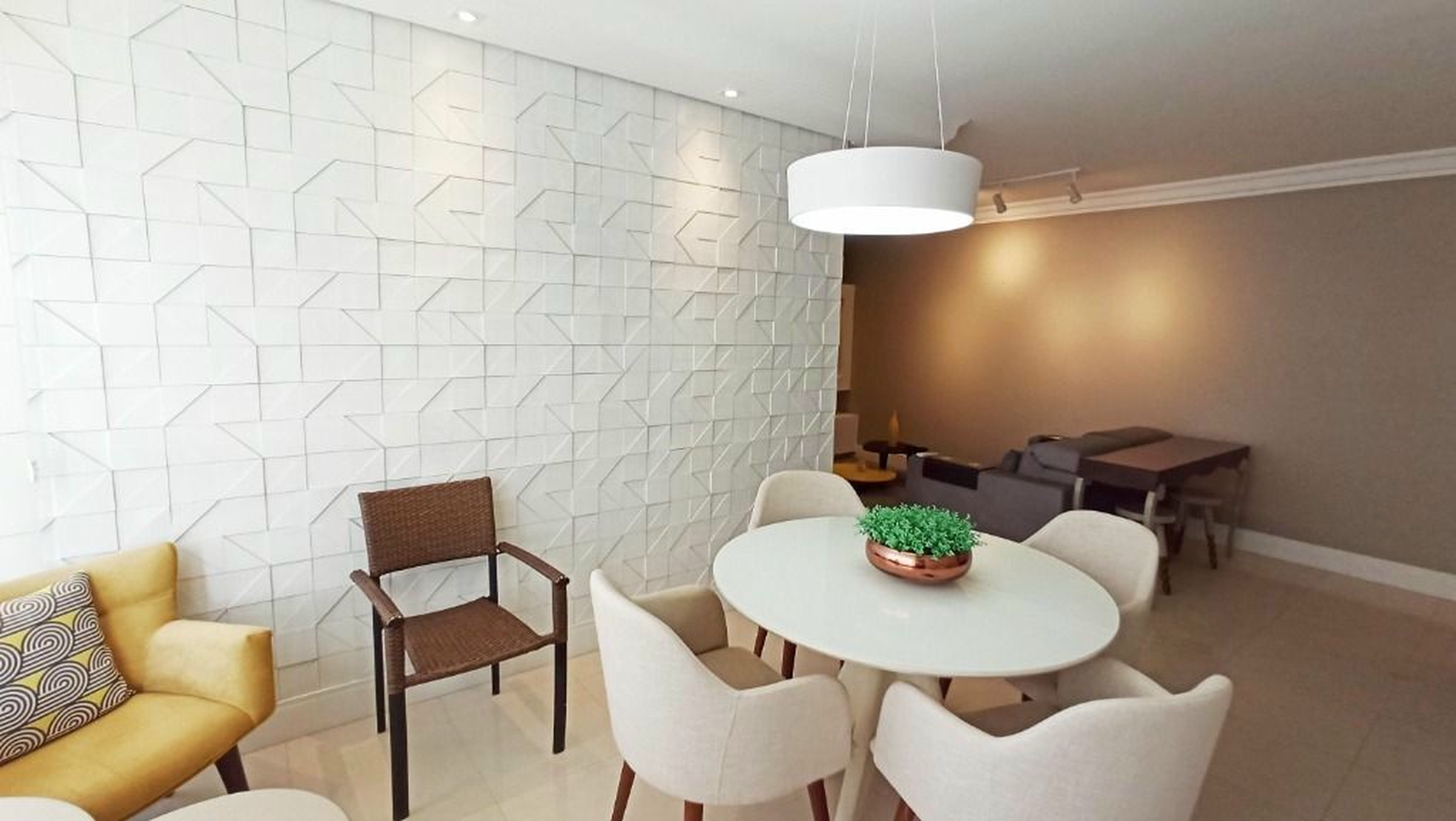 R$ 830.000 - PORTEIRA FECHADA - &Oacute;TIMO APARTAMENTO - 83M2 - 3 DORM - SU&Iacute;TE - 2 VAGAS Rua Monsenhor Veras Porto Alegre - 