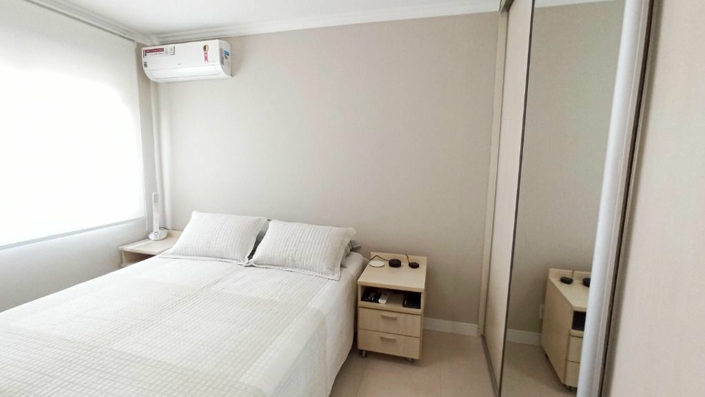 R$ 830.000 - PORTEIRA FECHADA - &Oacute;TIMO APARTAMENTO - 83M2 - 3 DORM - SU&Iacute;TE - 2 VAGAS Rua Monsenhor Veras Porto Alegre - 