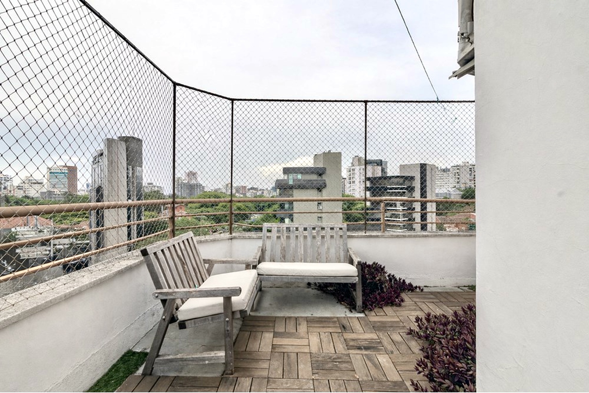 R$ 835.000 - COBERTURA DUPLEX - 121M2 - 1 DORM - SU&Iacute;TE - VISTA - 1 VAGA Avenida Goethe Porto Alegre - 