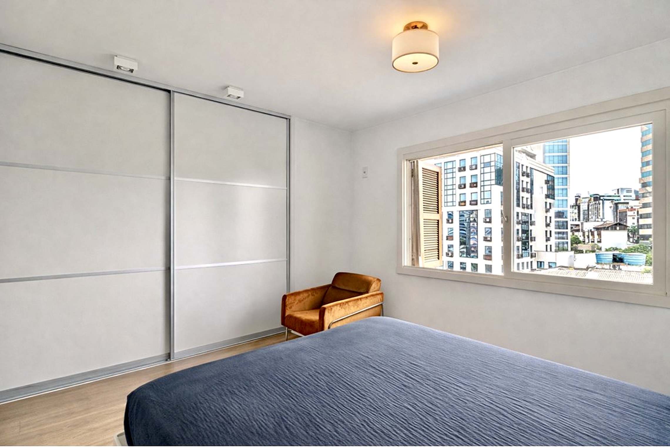 R$ 835.000 - COBERTURA DUPLEX - 121M2 - 1 DORM - SU&Iacute;TE - VISTA - 1 VAGA Avenida Goethe Porto Alegre - 