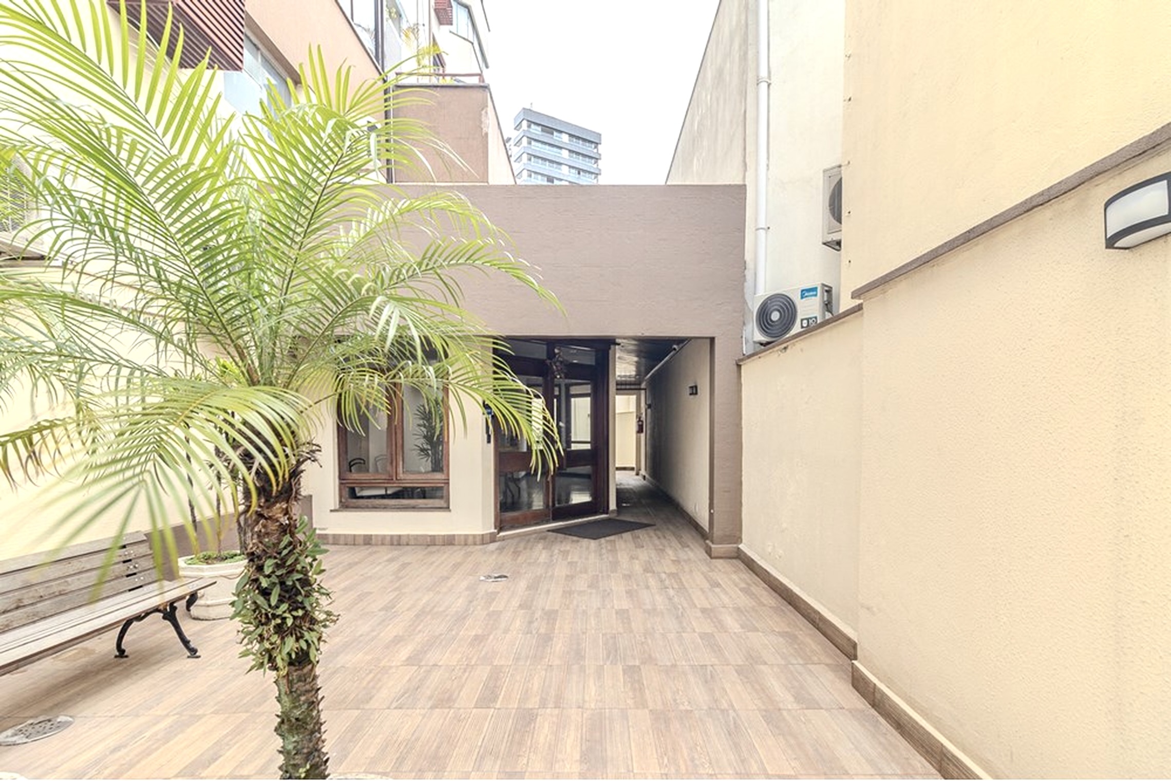 R$ 835.000 - COBERTURA DUPLEX - 121M2 - 1 DORM - SU&Iacute;TE - VISTA - 1 VAGA Avenida Goethe Porto Alegre - 