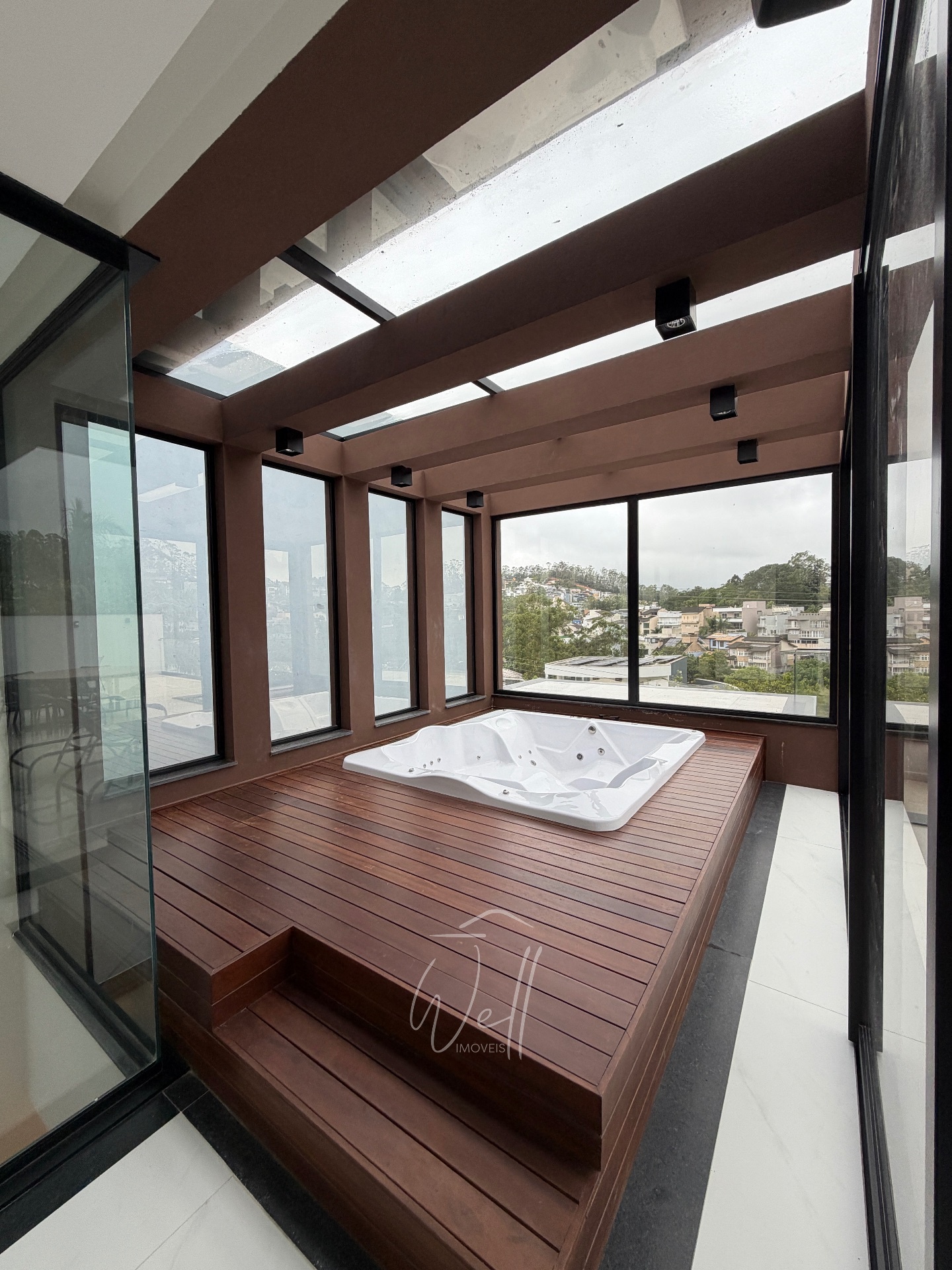 Mans&atilde;o rec&eacute;m constru&iacute;da no Swiss Park 550m2 - 04 Suites - 06 vagas Avenida Omar Daibert São Bernardo do Campo - 