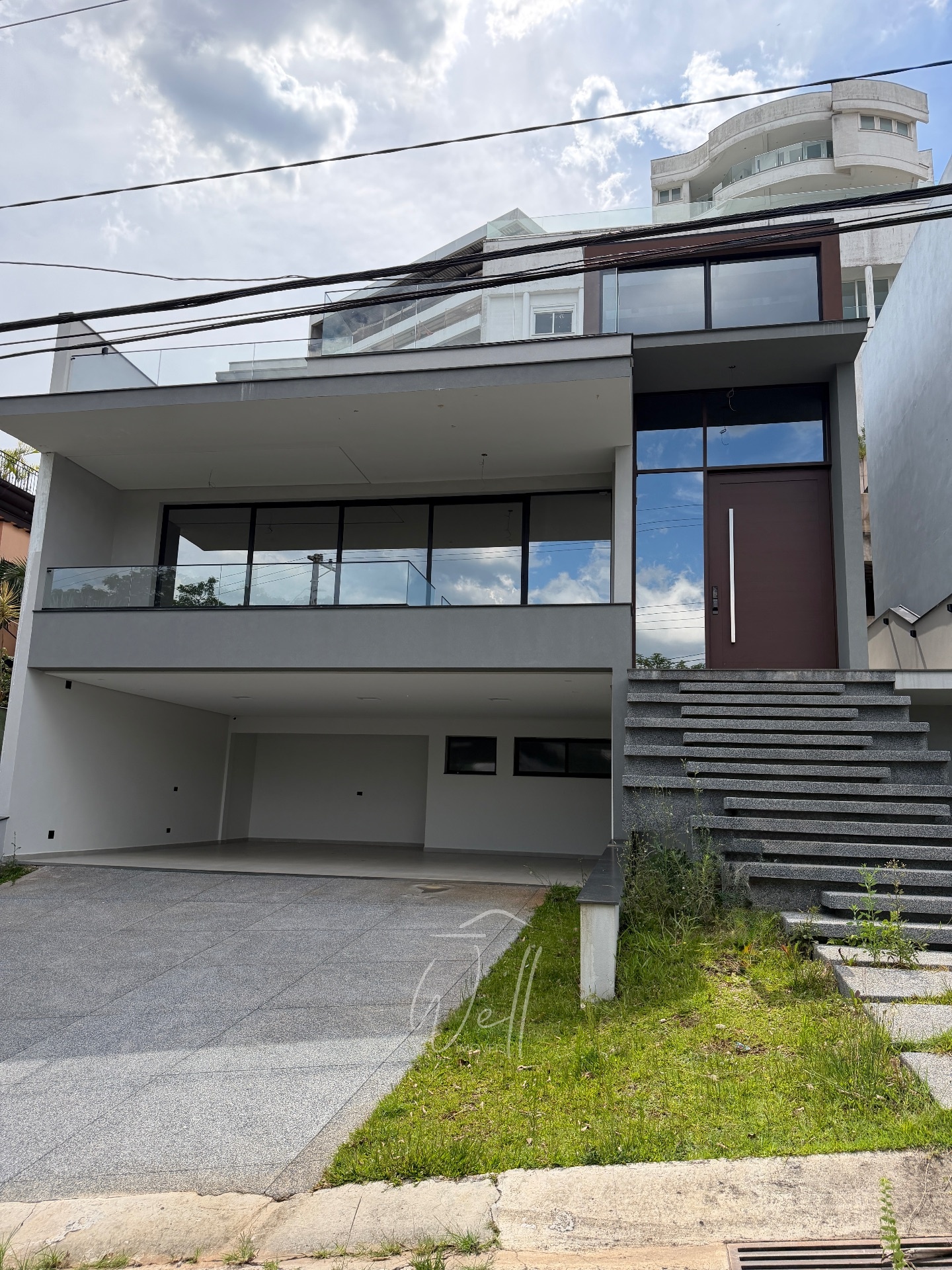 Mans&atilde;o rec&eacute;m constru&iacute;da no Swiss Park 550m2 - 04 Suites - 06 vagas Avenida Omar Daibert São Bernardo do Campo - 