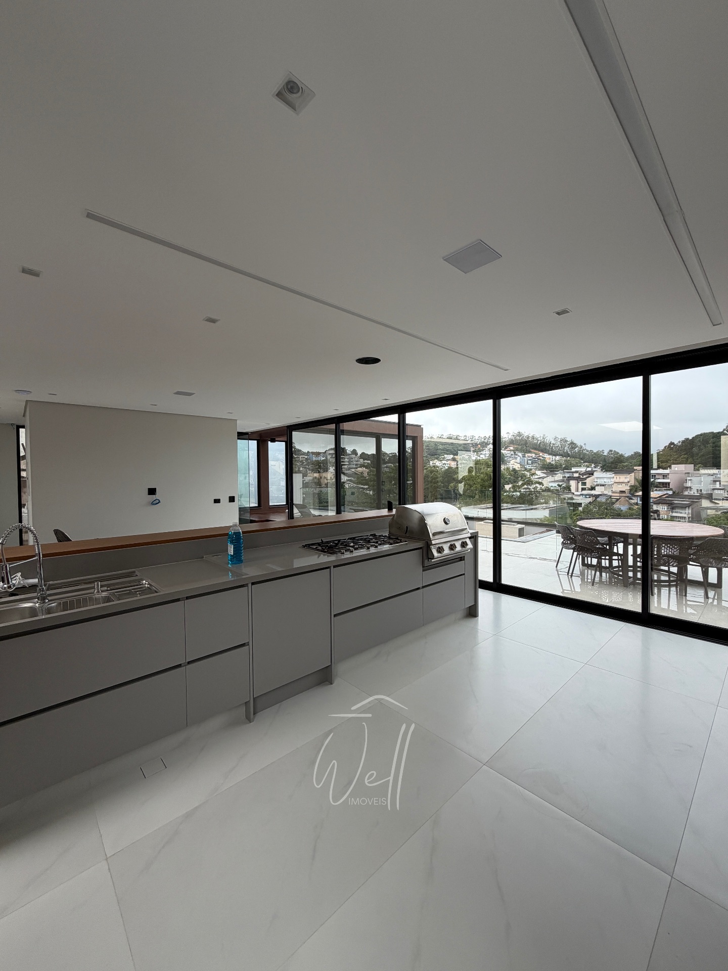 Mans&atilde;o rec&eacute;m constru&iacute;da no Swiss Park 550m2 - 04 Suites - 06 vagas Avenida Omar Daibert São Bernardo do Campo - 