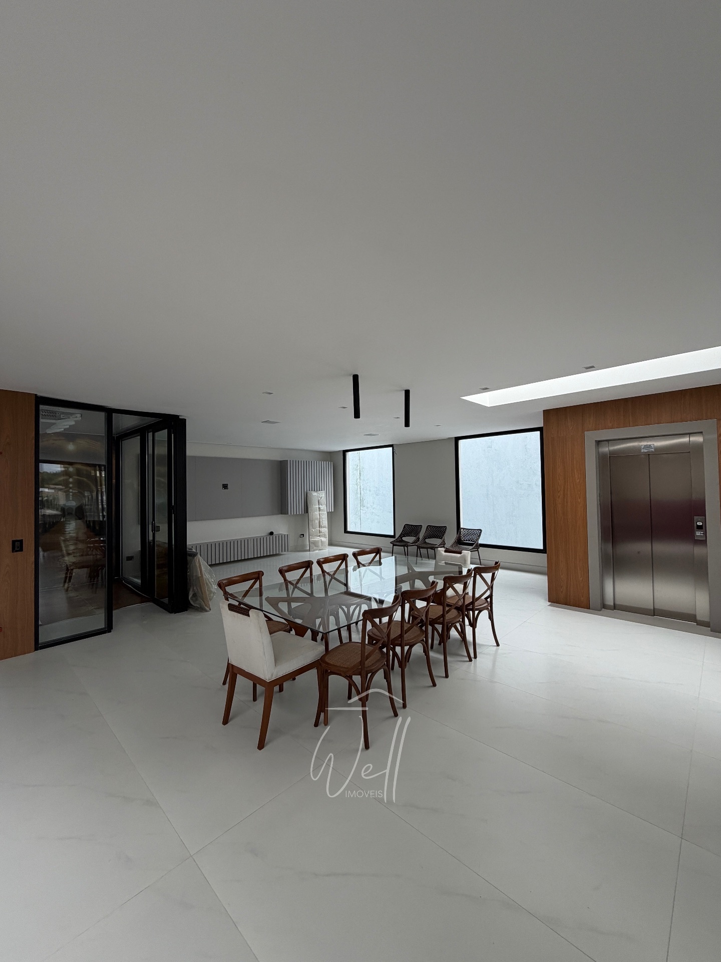 Mans&atilde;o rec&eacute;m constru&iacute;da no Swiss Park 550m2 - 04 Suites - 06 vagas Avenida Omar Daibert São Bernardo do Campo - 