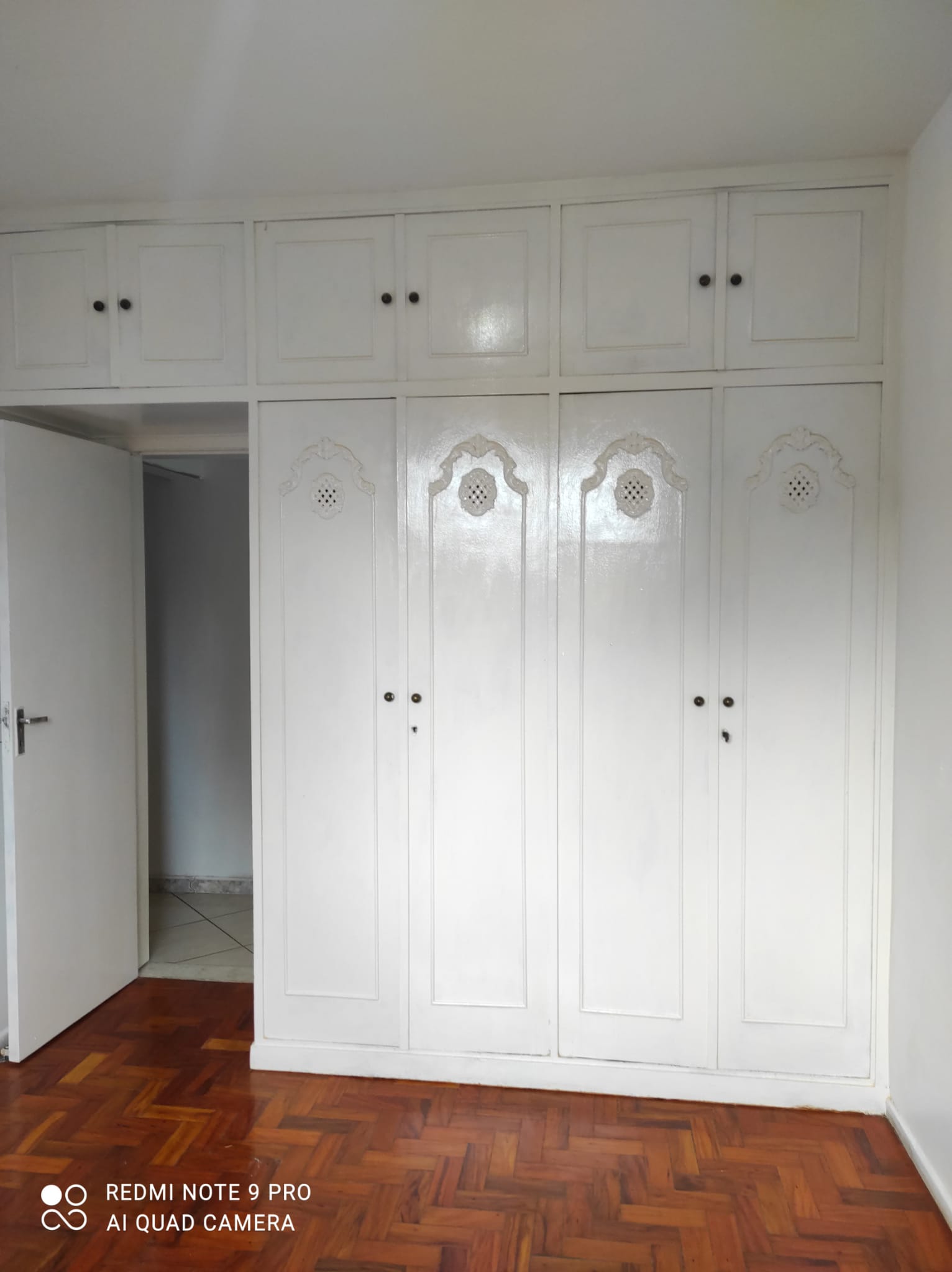 APARTAMENTO 2 QUARTOS NASCENTE DEPEND&Ecirc;NCIA GARAGEM PORTARIA 24h &Agrave; VENDA NA BARRA! Rua São Luiz Salvador - 