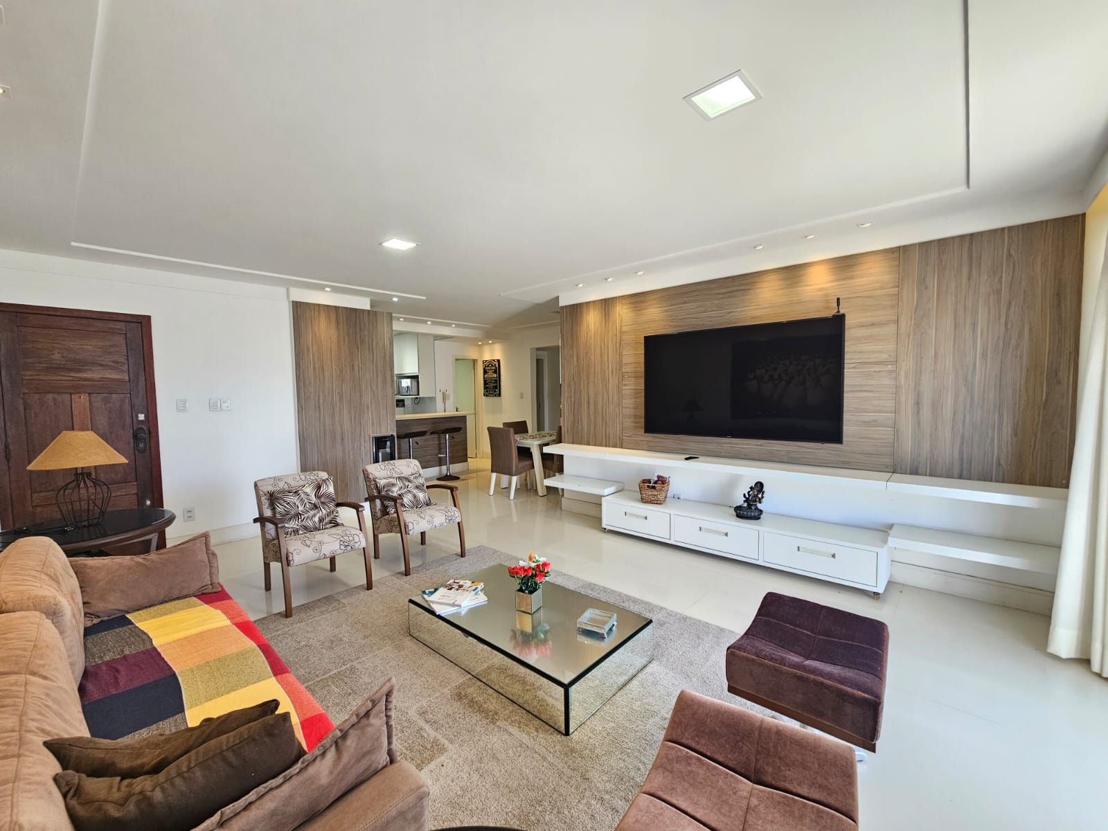 APARTAMENTO NASCENTE TOTAL 3 QUARTOS 2 SU&Iacute;TES VARANDA LAVABO 2 GARAGENS &Agrave; VENDA NA GRA&Ccedil;A! Avenida Princesa Leopoldina Salvador - 