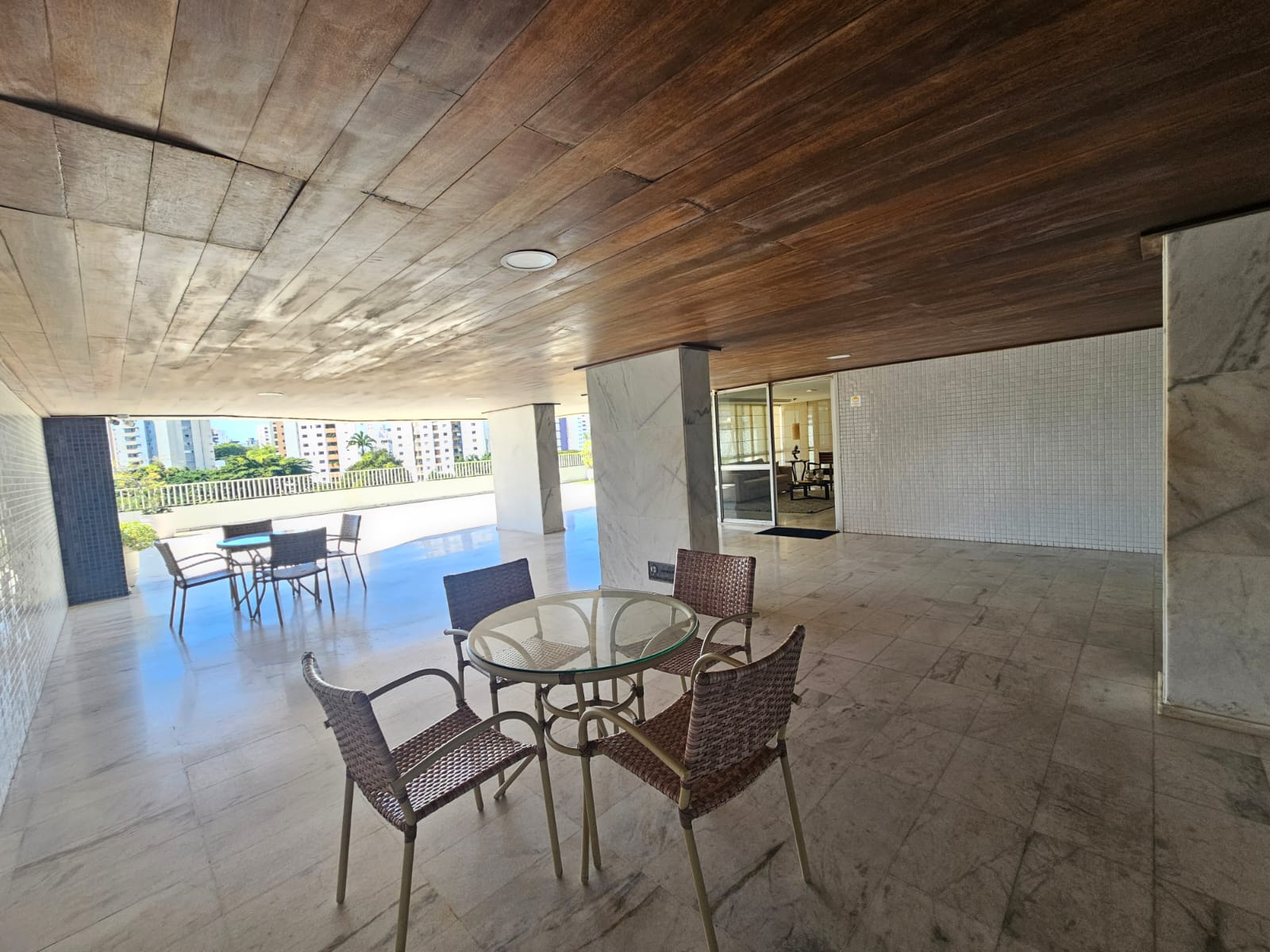 APARTAMENTO NASCENTE TOTAL 3 QUARTOS 2 SU&Iacute;TES VARANDA LAVABO 2 GARAGENS &Agrave; VENDA NA GRA&Ccedil;A! Avenida Princesa Leopoldina Salvador - 