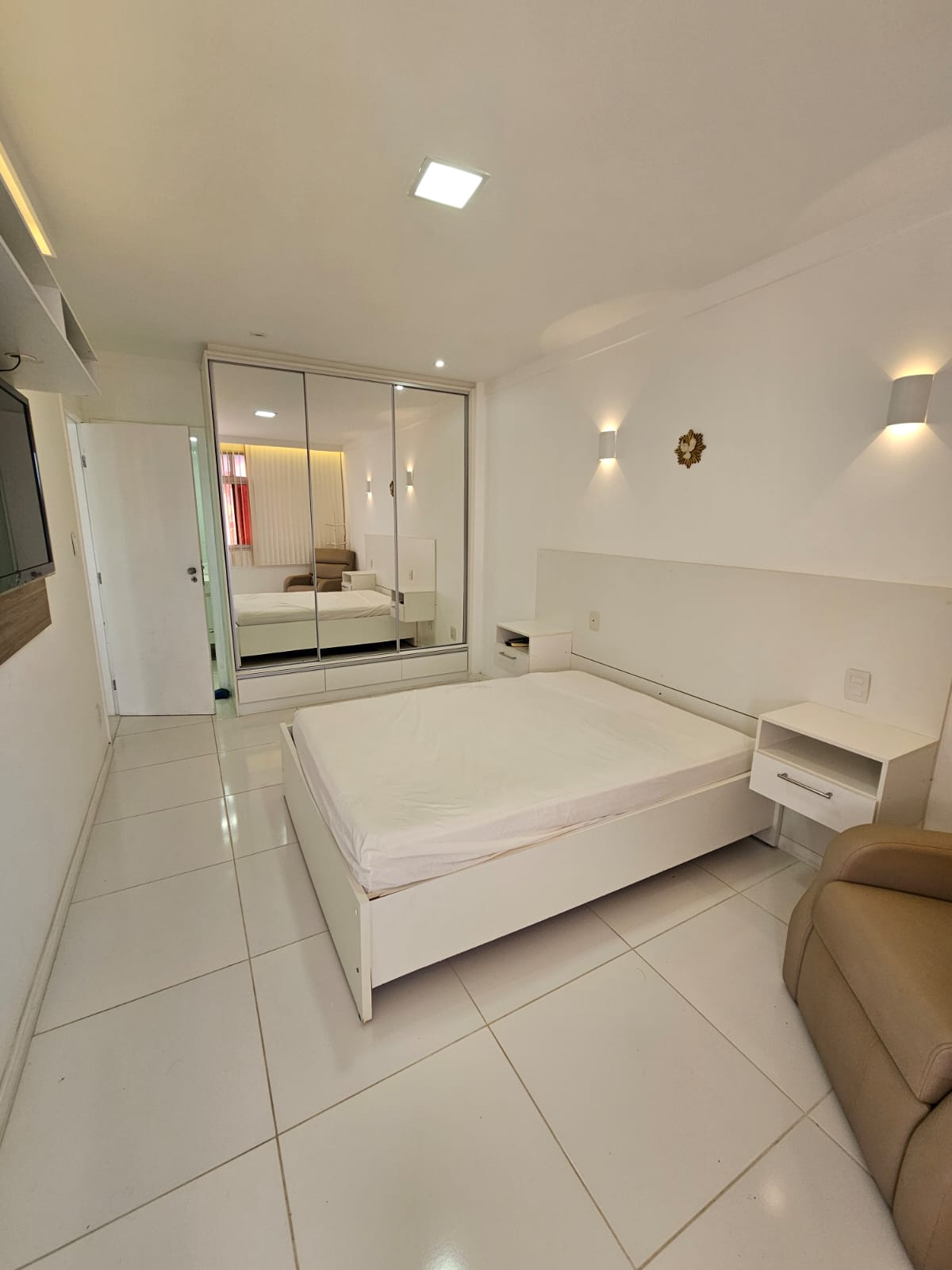 APARTAMENTO NASCENTE TOTAL 3 QUARTOS 2 SU&Iacute;TES VARANDA LAVABO 2 GARAGENS &Agrave; VENDA NA GRA&Ccedil;A! Avenida Princesa Leopoldina Salvador - 