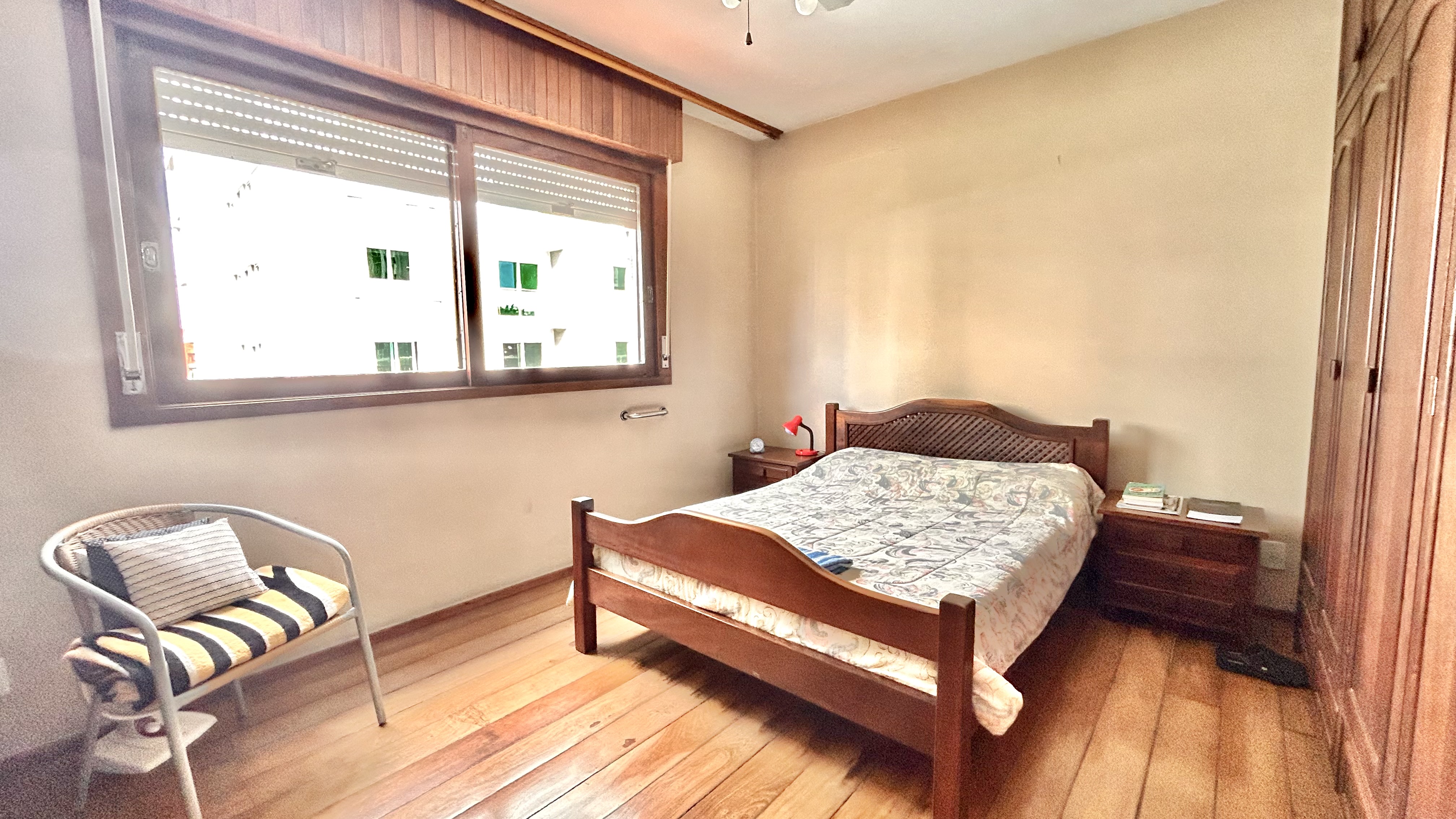 R$ 850.000 - ENORME APARTAMENTO - 157M2 - SACADA - VISTA LIVRE - 3 DORM - 2 VAGAS Avenida Carlos Gomes Porto Alegre - 