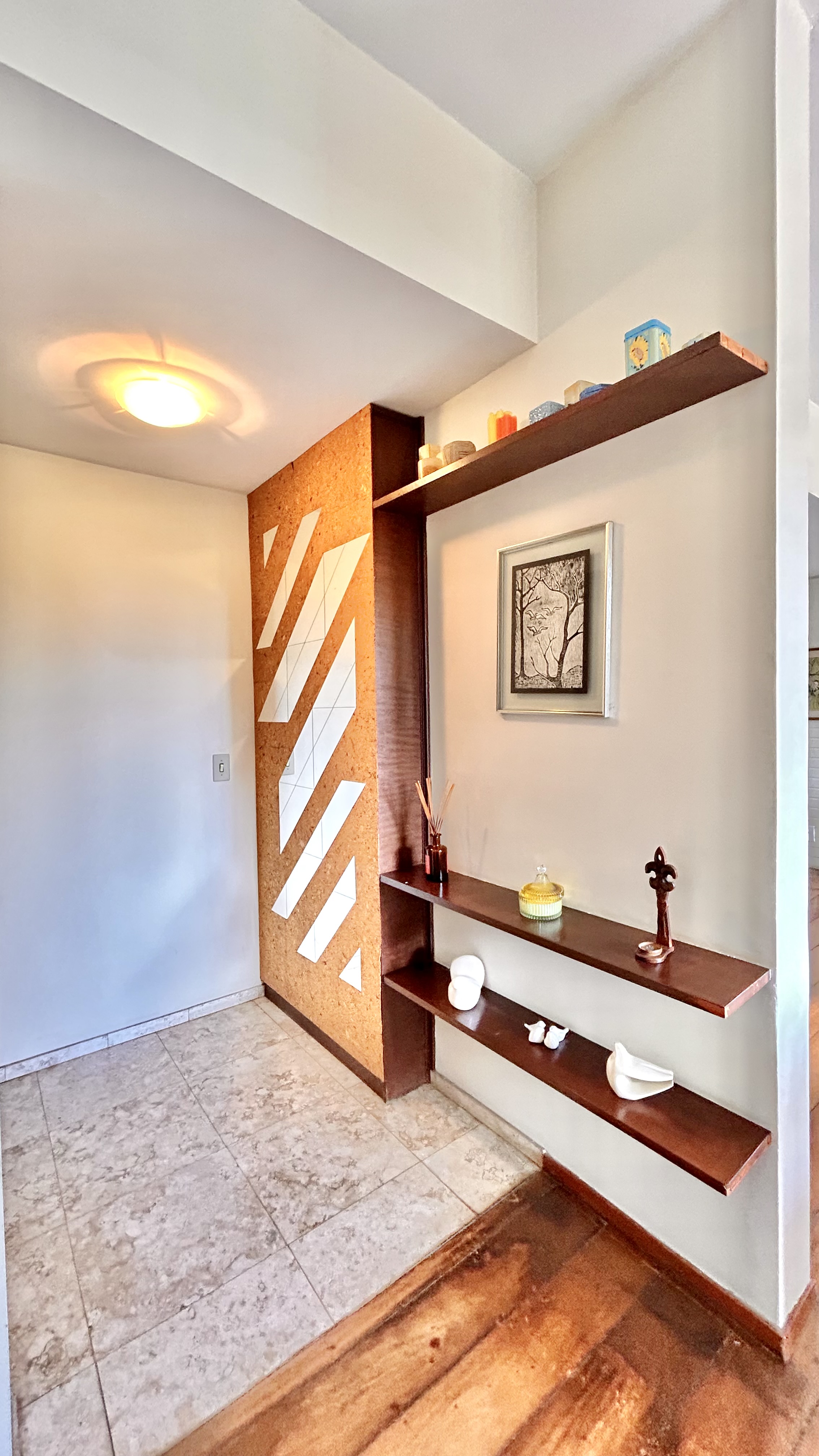 R$ 850.000 - ENORME APARTAMENTO - 157M2 - SACADA - VISTA LIVRE - 3 DORM - 2 VAGAS Avenida Carlos Gomes Porto Alegre - 