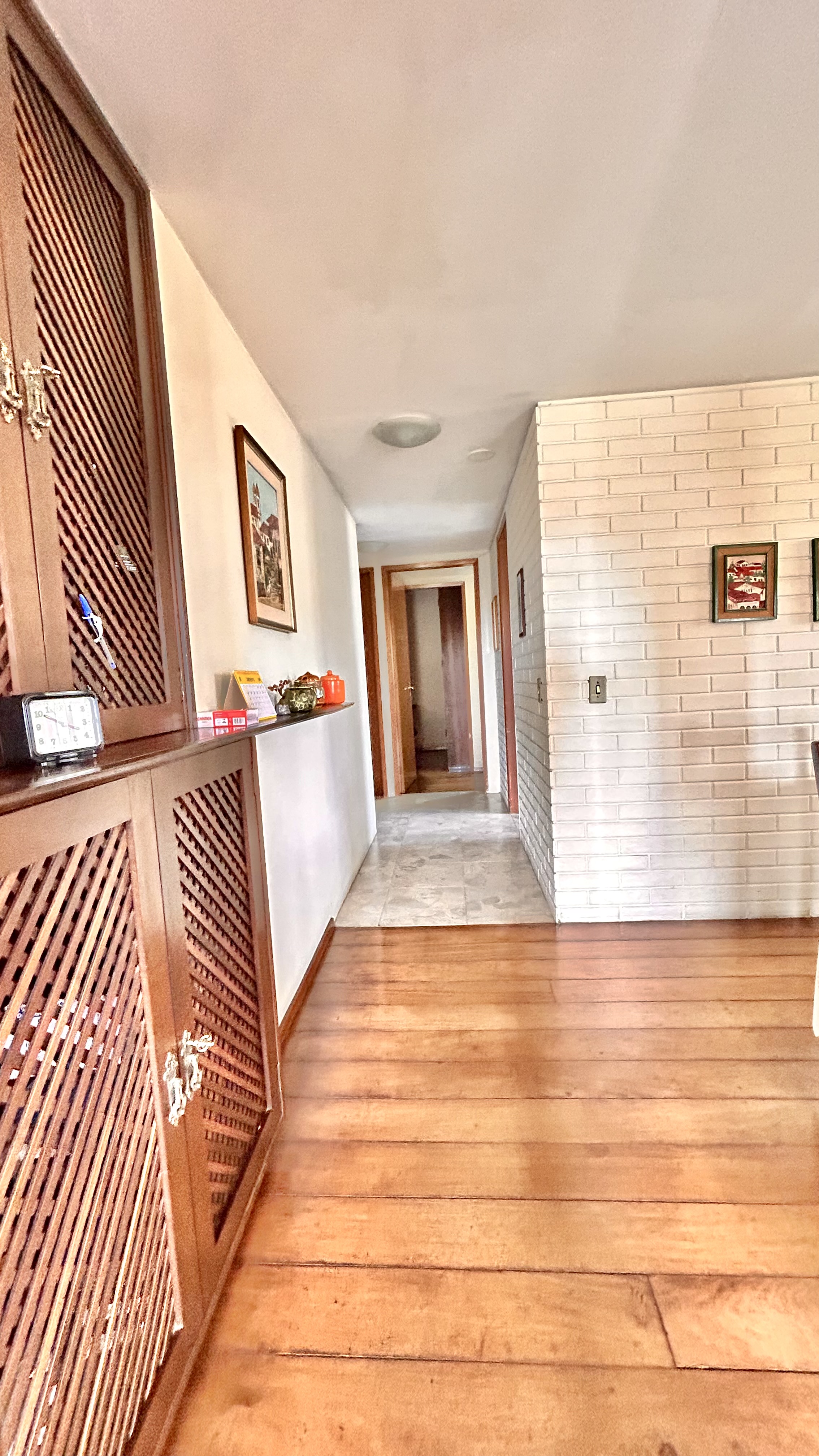 R$ 850.000 - ENORME APARTAMENTO - 157M2 - SACADA - VISTA LIVRE - 3 DORM - 2 VAGAS Avenida Carlos Gomes Porto Alegre - 