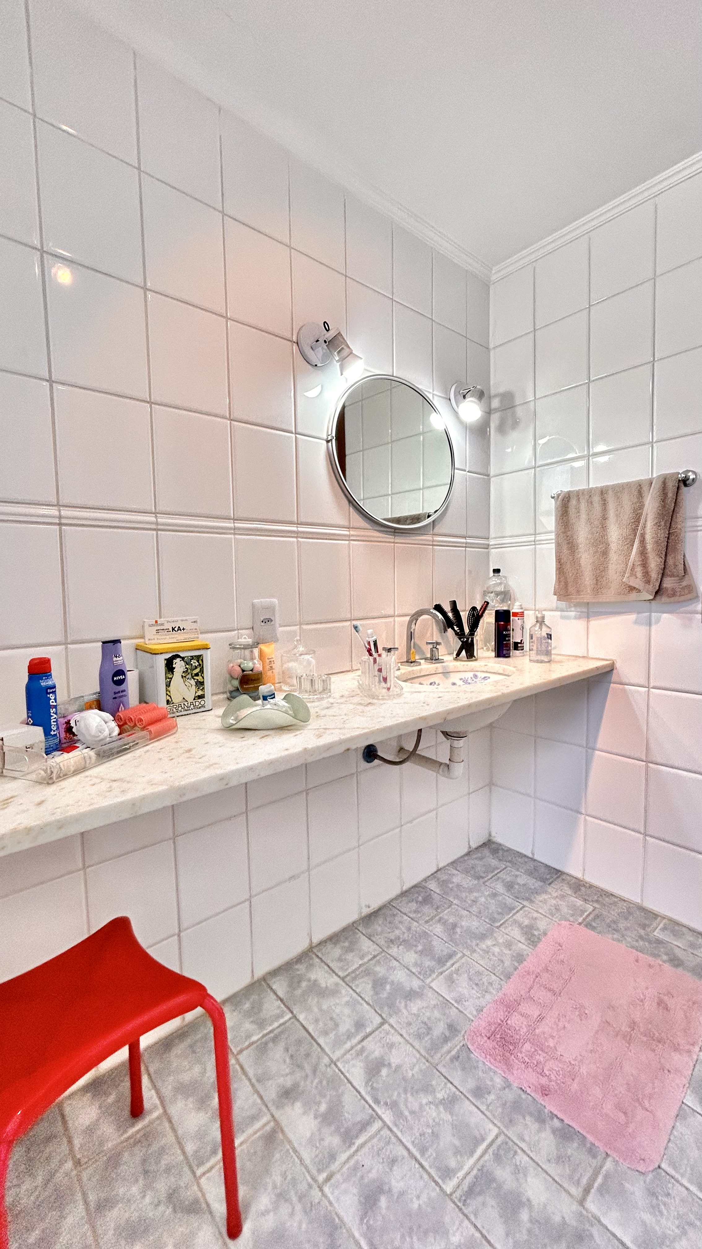 R$ 850.000 - ENORME APARTAMENTO - 157M2 - SACADA - VISTA LIVRE - 3 DORM - 2 VAGAS Avenida Carlos Gomes Porto Alegre - 