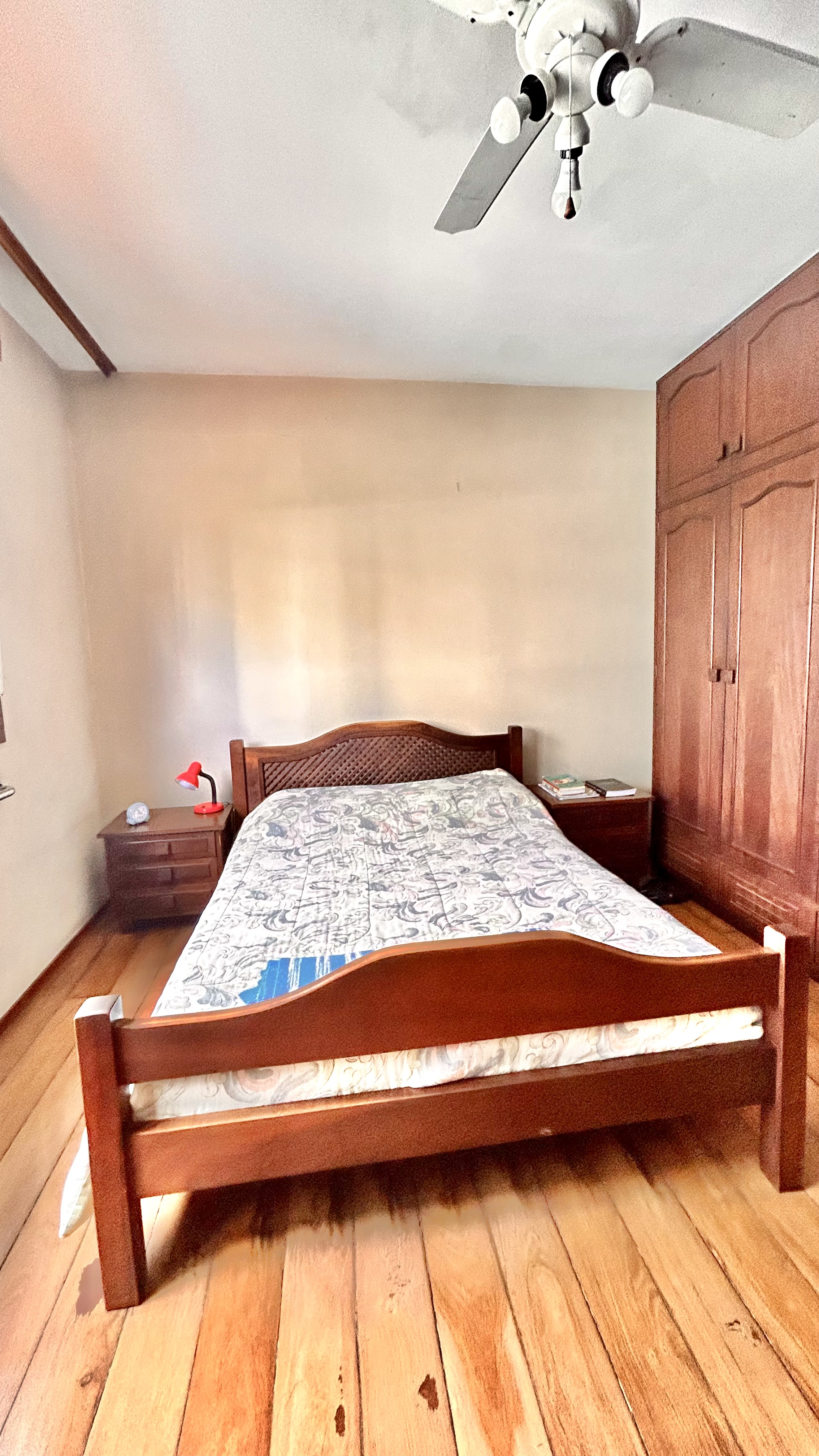 R$ 850.000 - ENORME APARTAMENTO - 157M2 - SACADA - VISTA LIVRE - 3 DORM - 2 VAGAS Avenida Carlos Gomes Porto Alegre - 