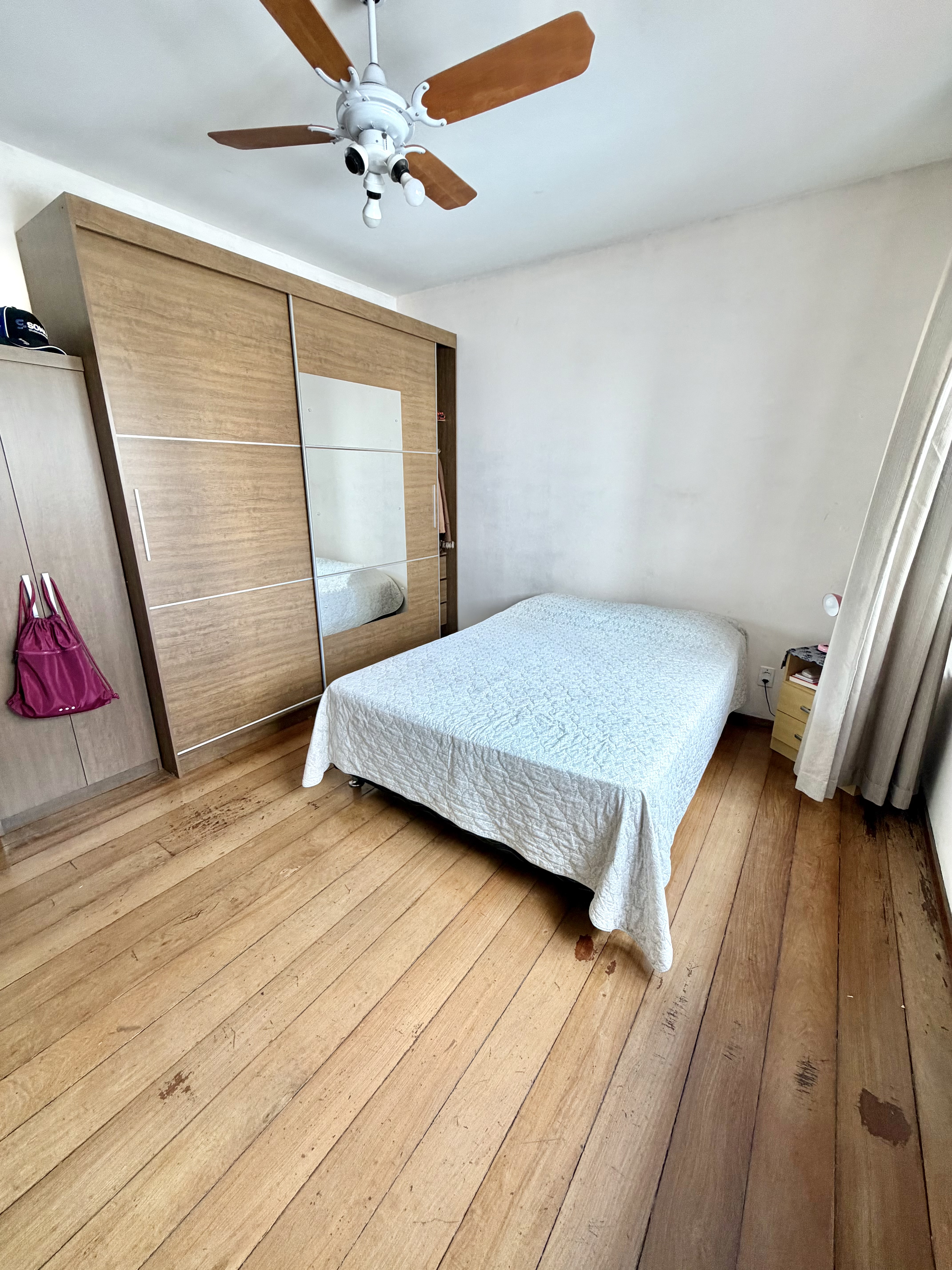 R$ 850.000 - ENORME APARTAMENTO - 157M2 - SACADA - VISTA LIVRE - 3 DORM - 2 VAGAS Avenida Carlos Gomes Porto Alegre - 