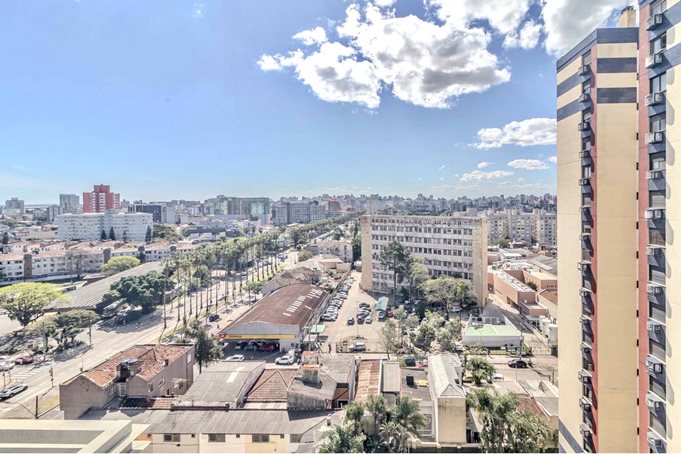 R$ 830.000 - LINDO APARTAMENTO - 75M2 - 2 DORM - SU&Iacute;TE - CHURRASQUEIRA - 2 VAGAS Avenida João Pessoa Porto Alegre - 